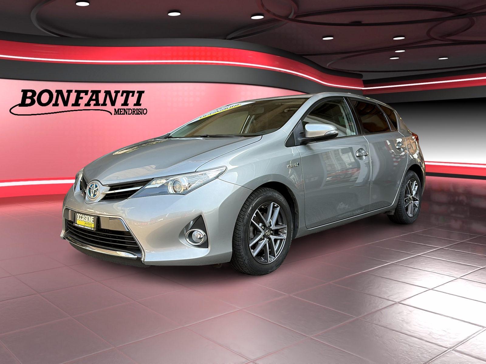 TOYOTA Auris 1.8 HSD Trend-image-0