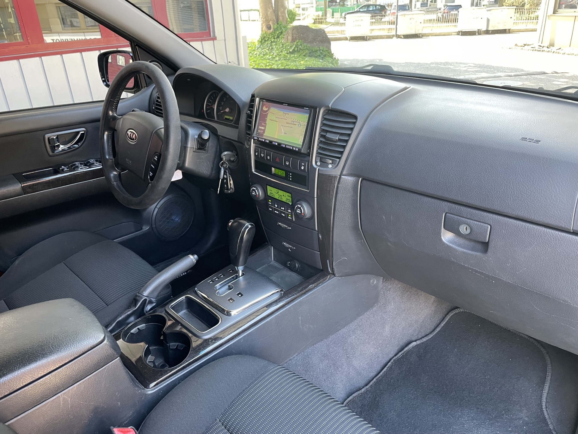 KIA Sorento 3.3 V6 Style-image-12