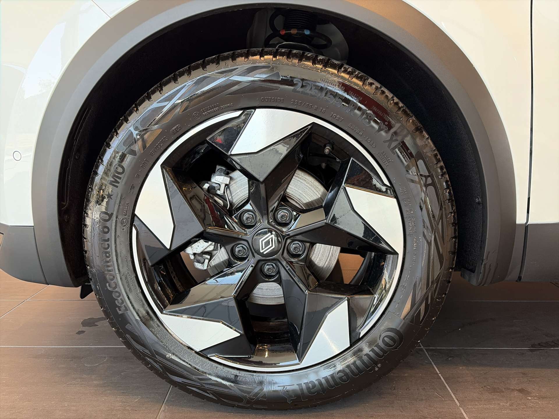 RENAULT Captur 1.8 E-Tech 160 Techno DHT-Automat-image-8