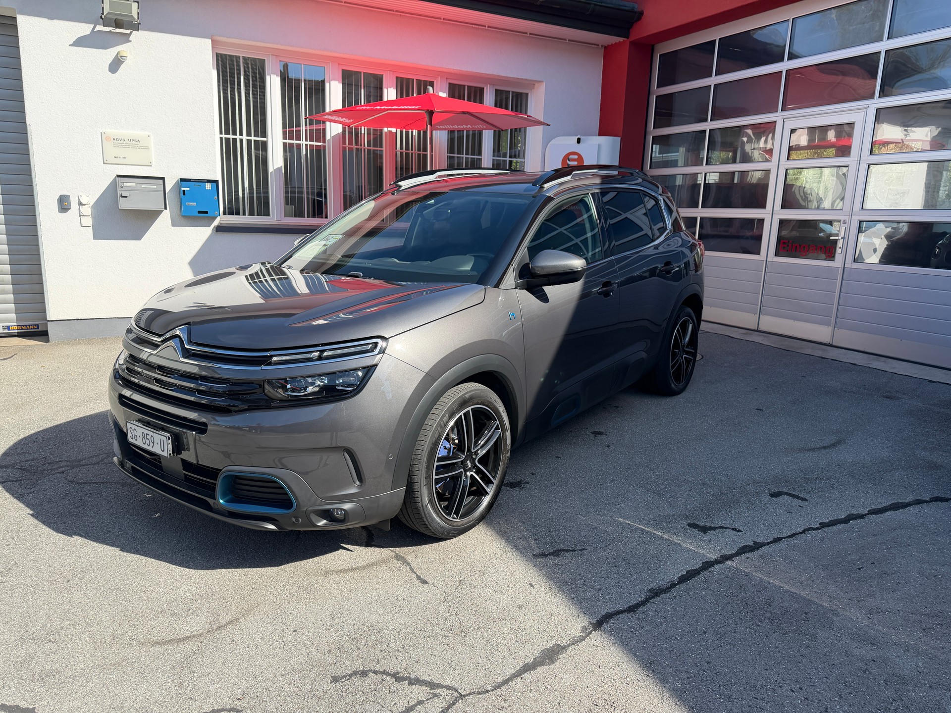 CITROEN C5 Aircross 1.6 PHEV Shine-image-3