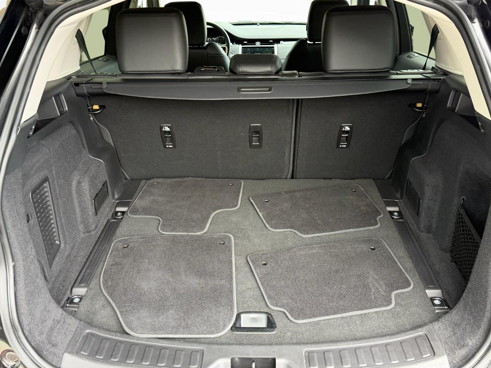 LAND ROVER Discovery Sport 2.0 SD4 200 SE-image-13