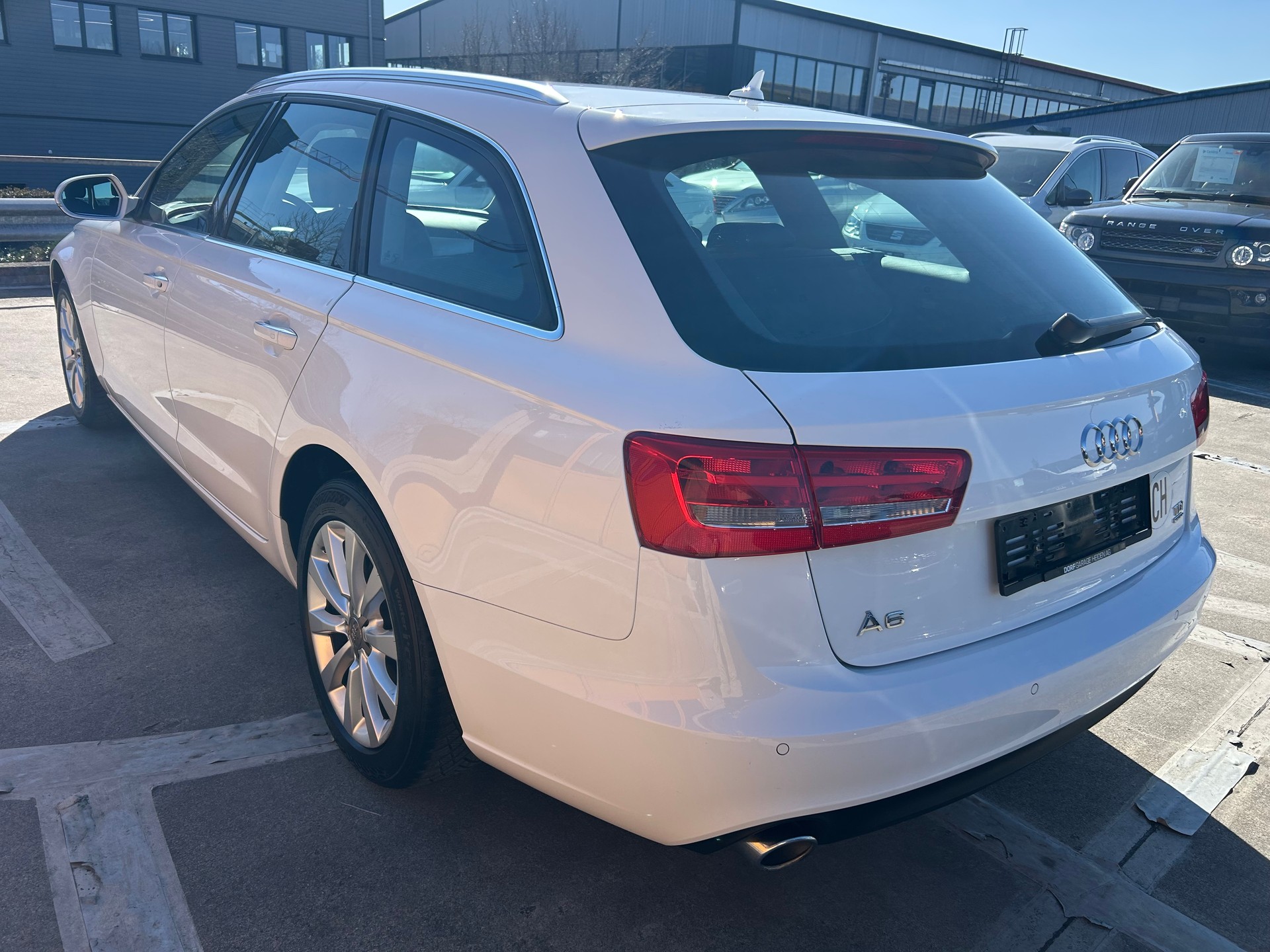 AUDI A6 Avant 3.0 TDI V6 quattro S-tronic-image-2