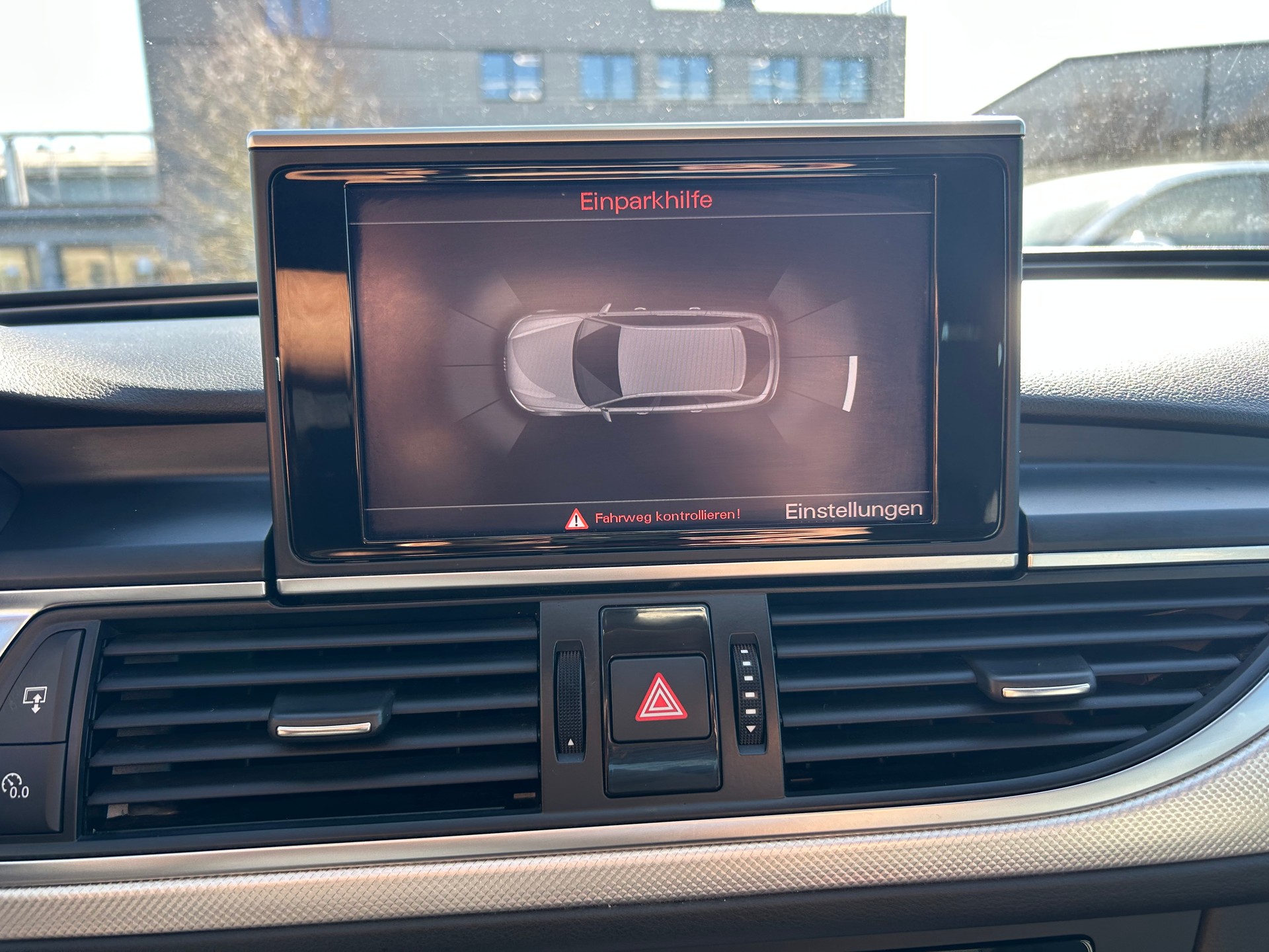 AUDI A6 Avant 3.0 TDI V6 quattro S-tronic-image-15