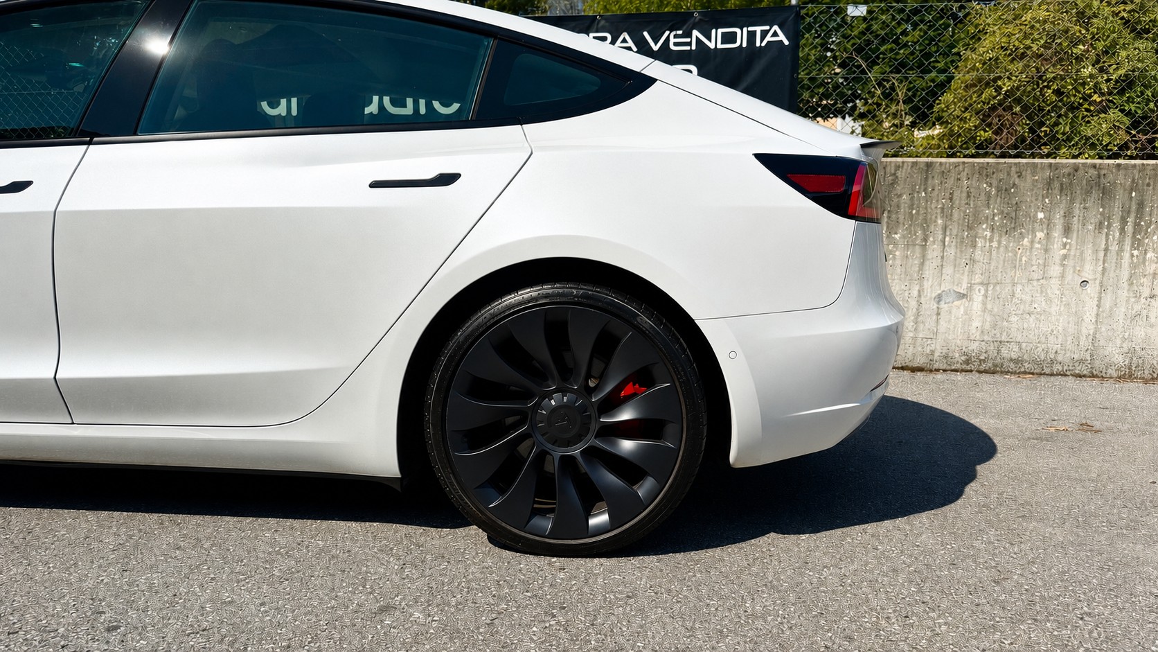 TESLA Model 3 Performance Dual Motor AWD-image-6