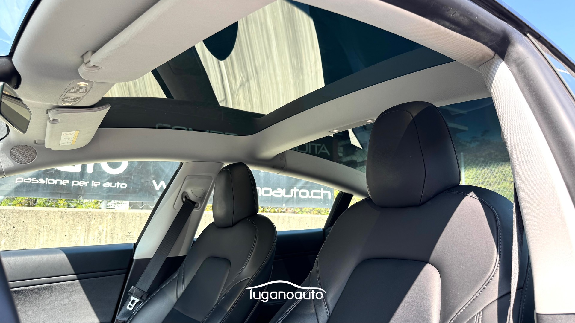 TESLA Model 3 Performance Dual Motor AWD-image-11