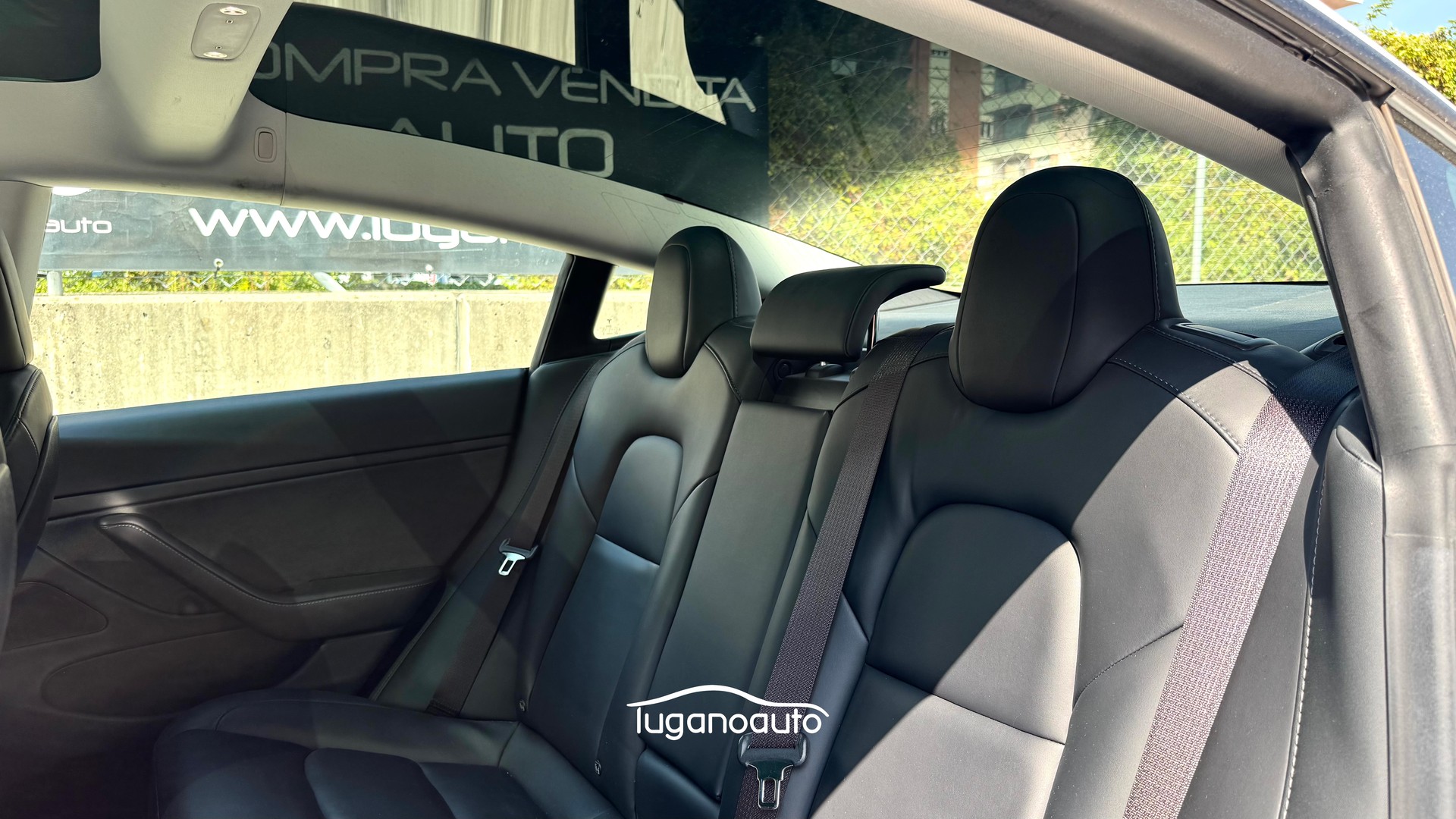 TESLA Model 3 Performance Dual Motor AWD-image-12
