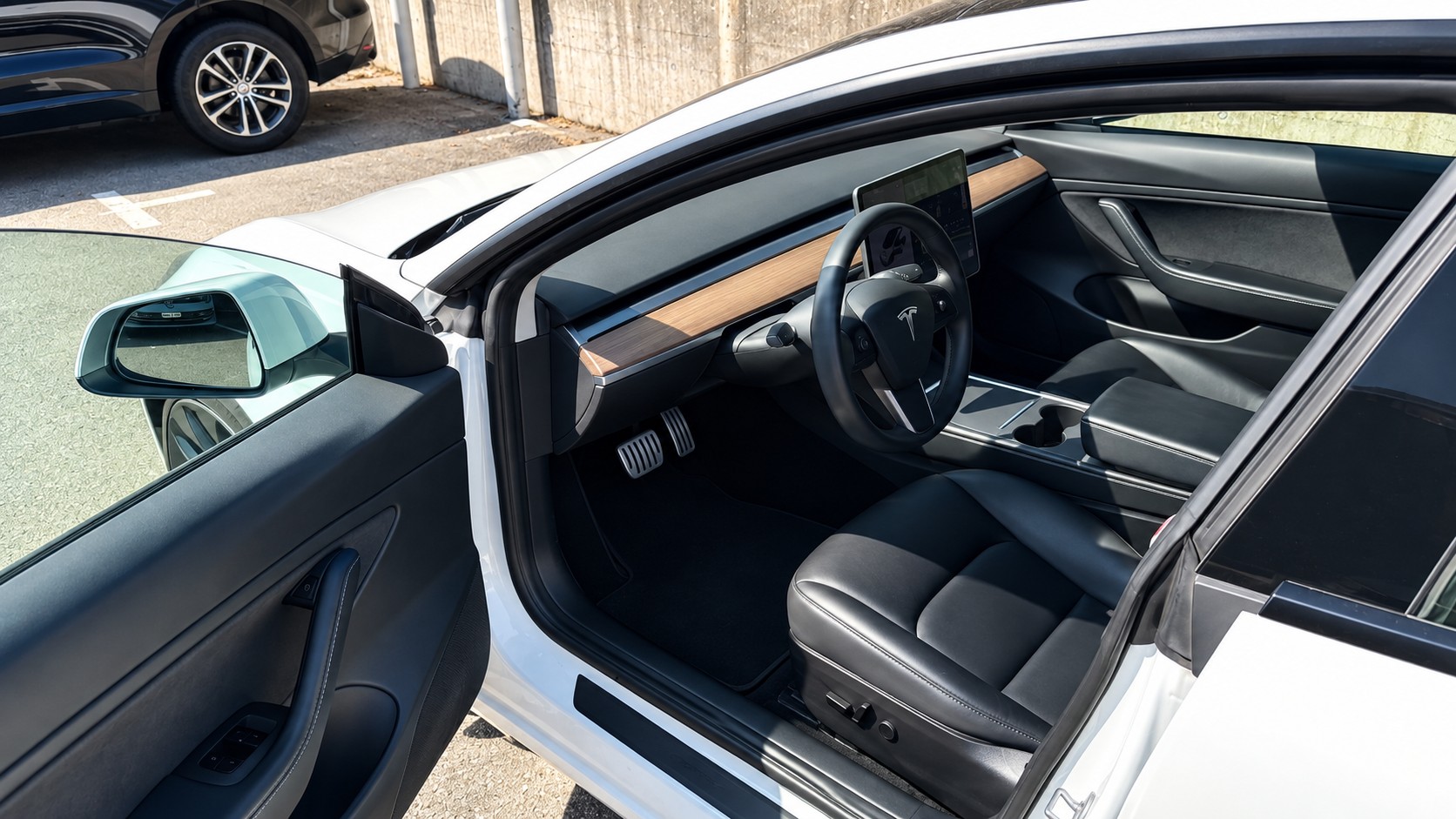 TESLA Model 3 Performance Dual Motor AWD-image-7