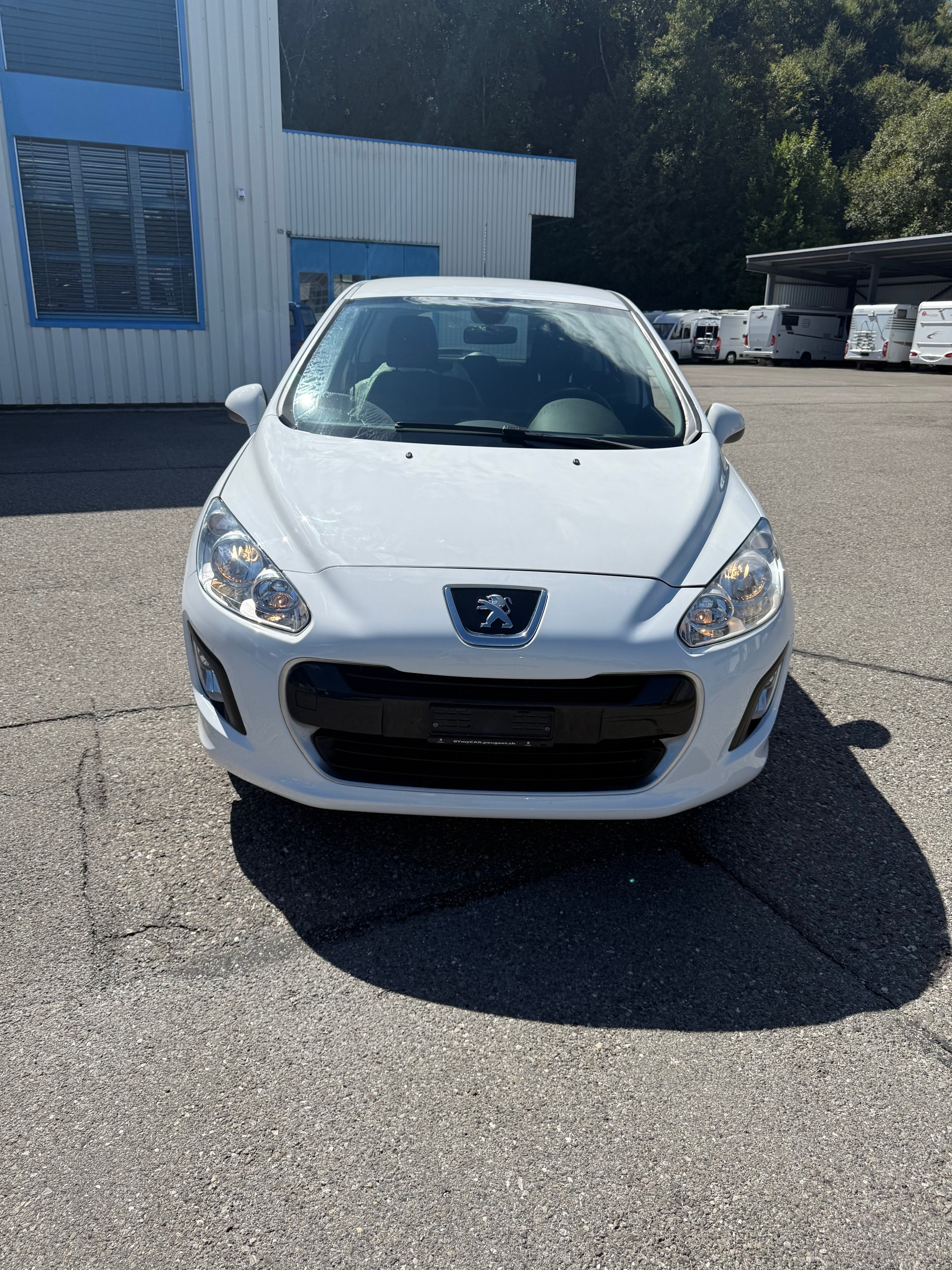 PEUGEOT 308 1.6 16V VTI Active-image-1