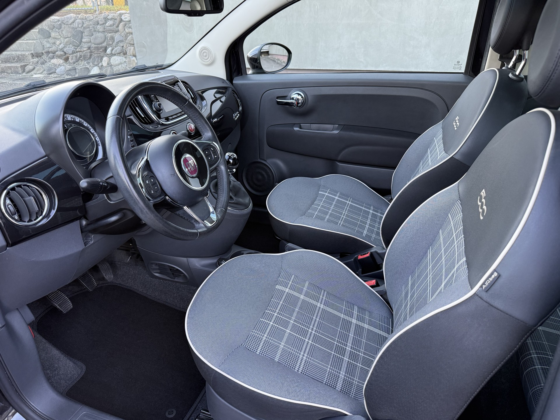 FIAT 500 0.9 Twinair Turbo Lounge-image-8