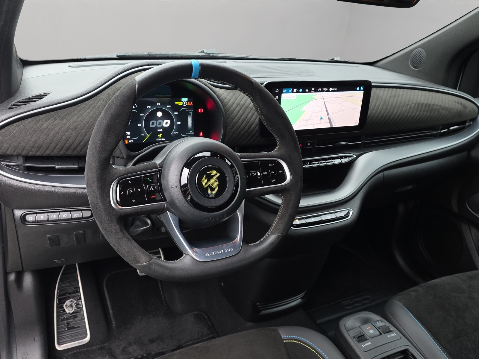 FIAT Abarth Cabrio 500e Turismo-image-9