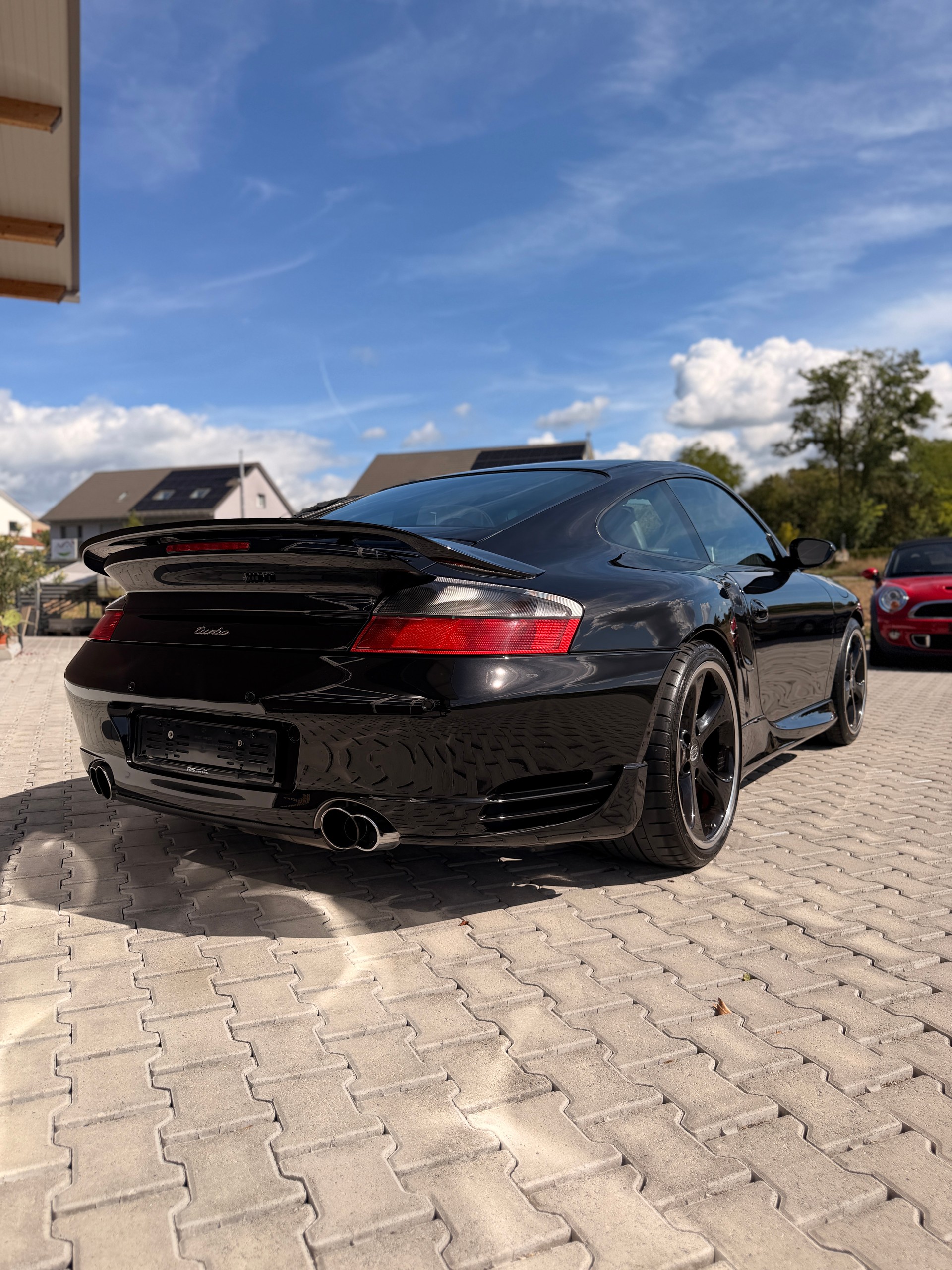 PORSCHE 911 Turbo-image-6