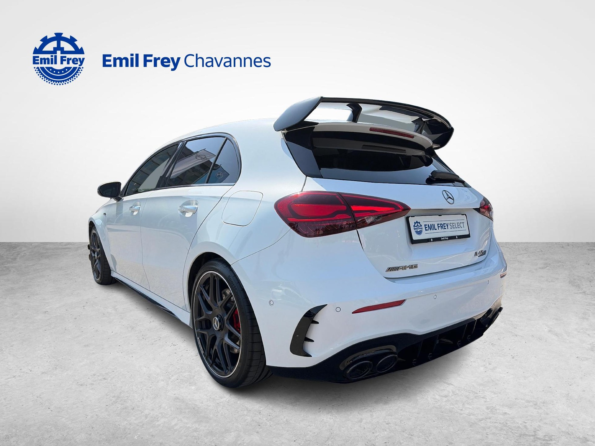 MERCEDES-BENZ A 45 S AMG 4matic+-showroom-element-2