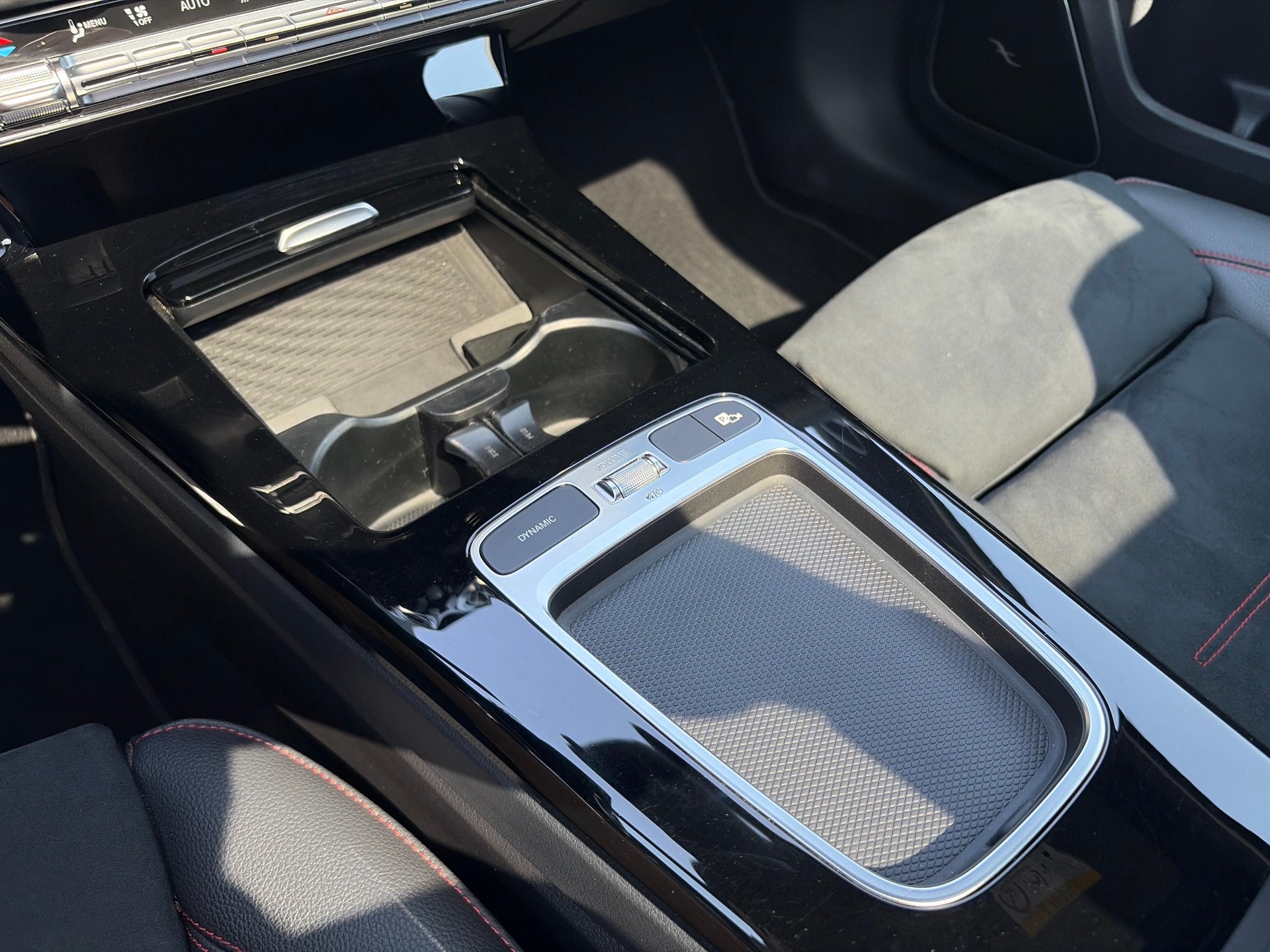 MERCEDES-BENZ A 45 S AMG 4matic+-image-16