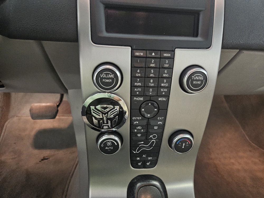 VOLVO C70 T5 Momentum-image-11