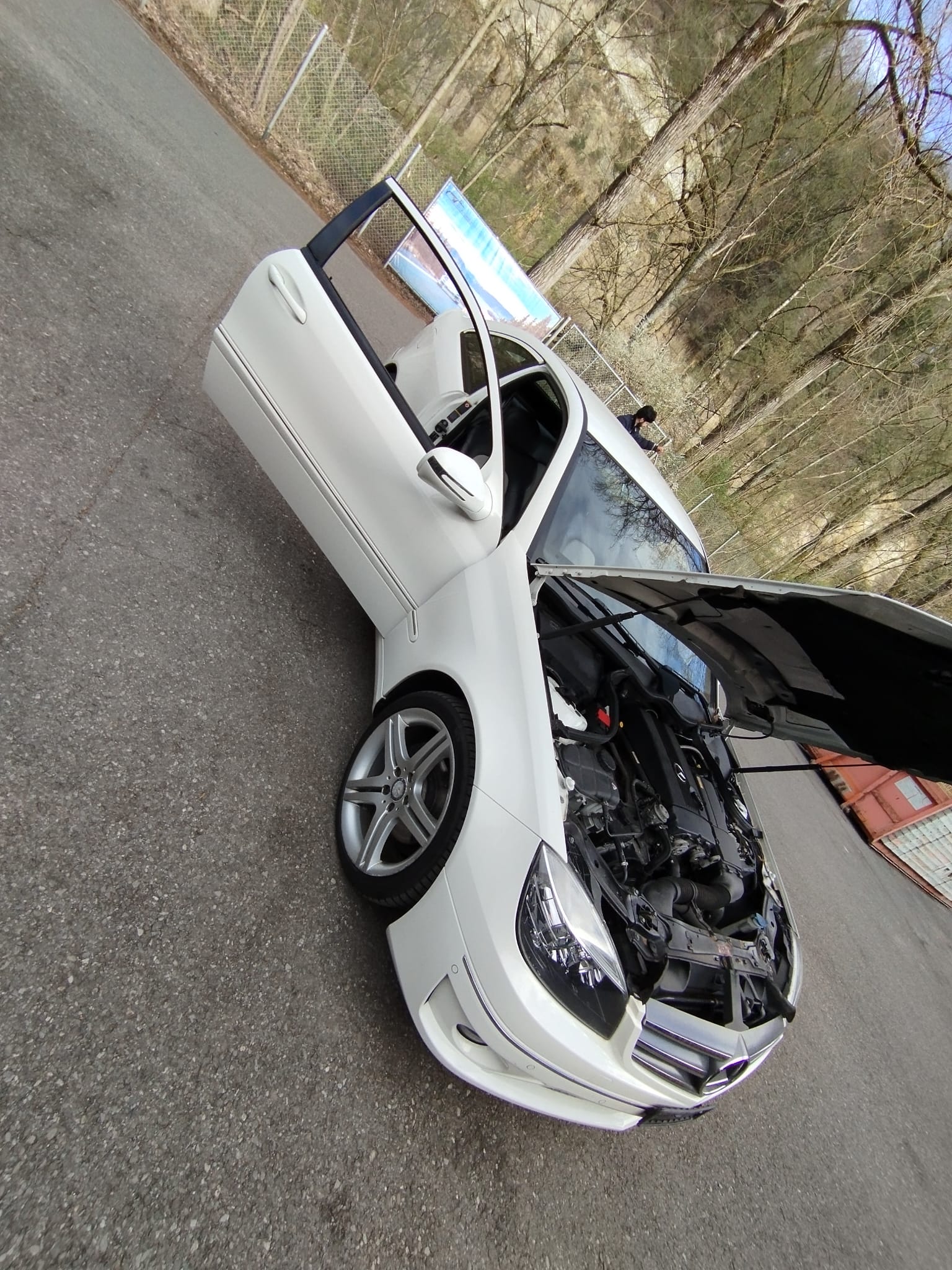 MERCEDES-BENZ CLC 180 Kompressor-image-1