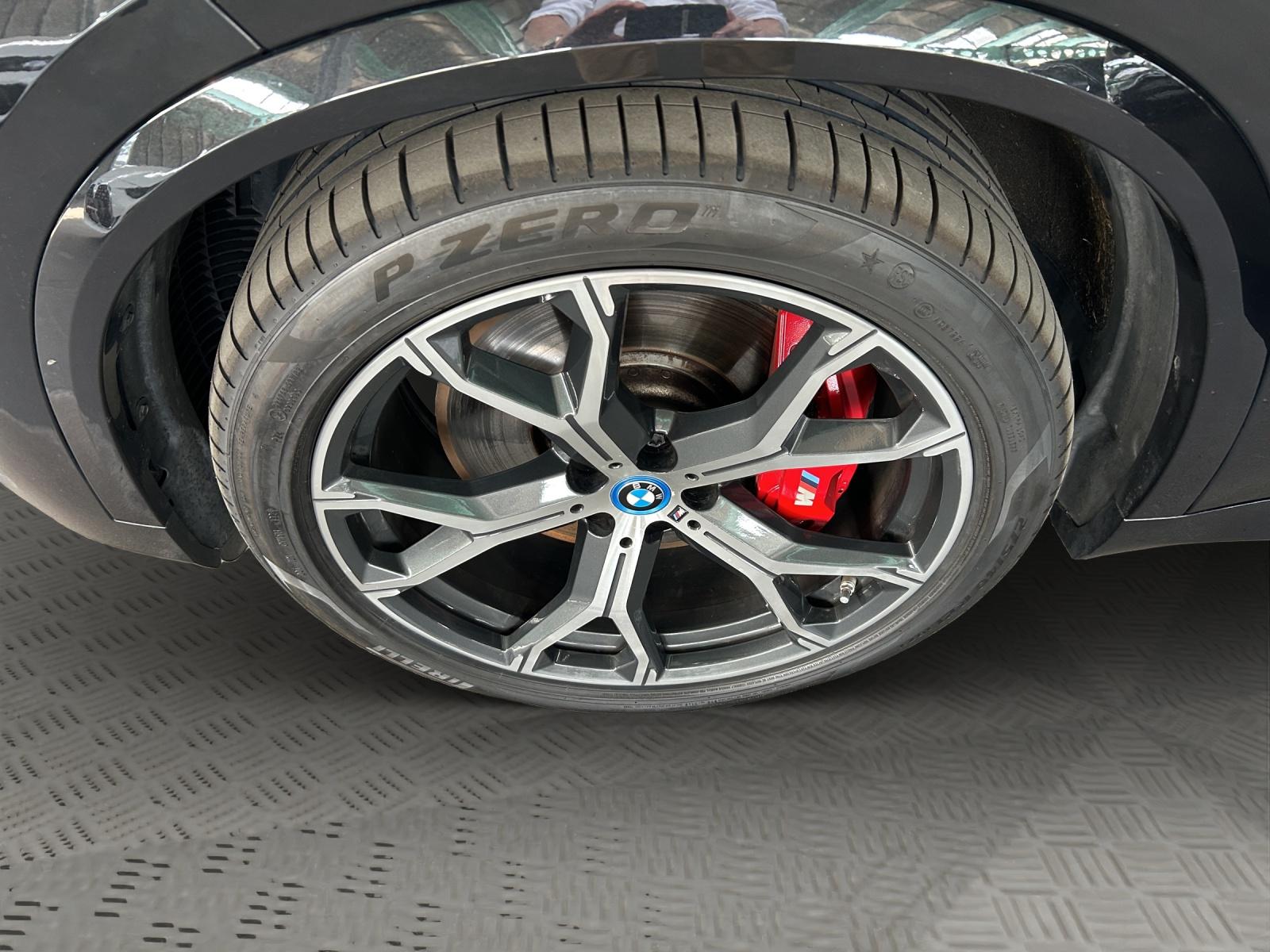 BMW X5 45e xDrive SAG-image-29