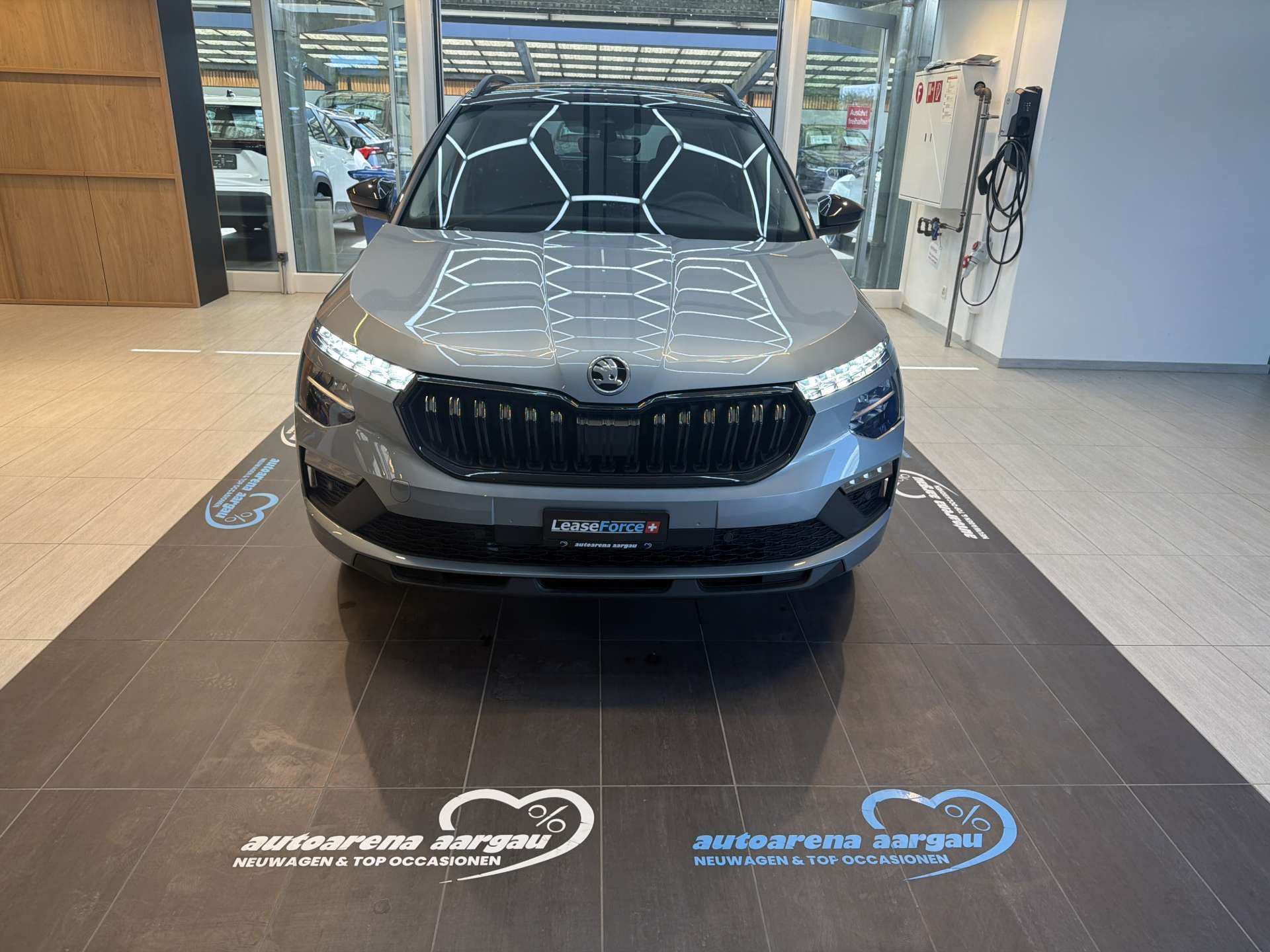 SKODA Kamiq 1.0 TSi Selection Black DSG-Automat-image-10