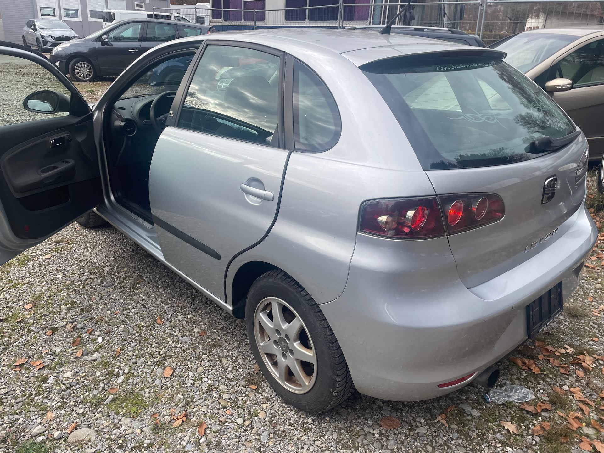 SEAT Ibiza 1.6 16V Shake-image-4