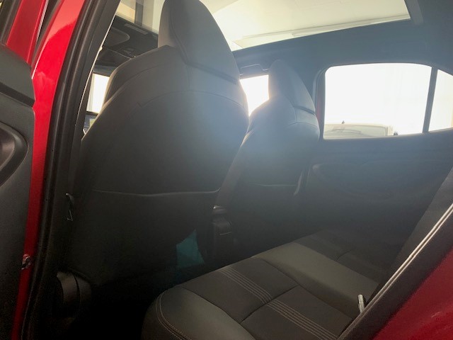 TOYOTA Yaris Cross 1.5 VVT-i HSD Adventure AWD-i-image-8