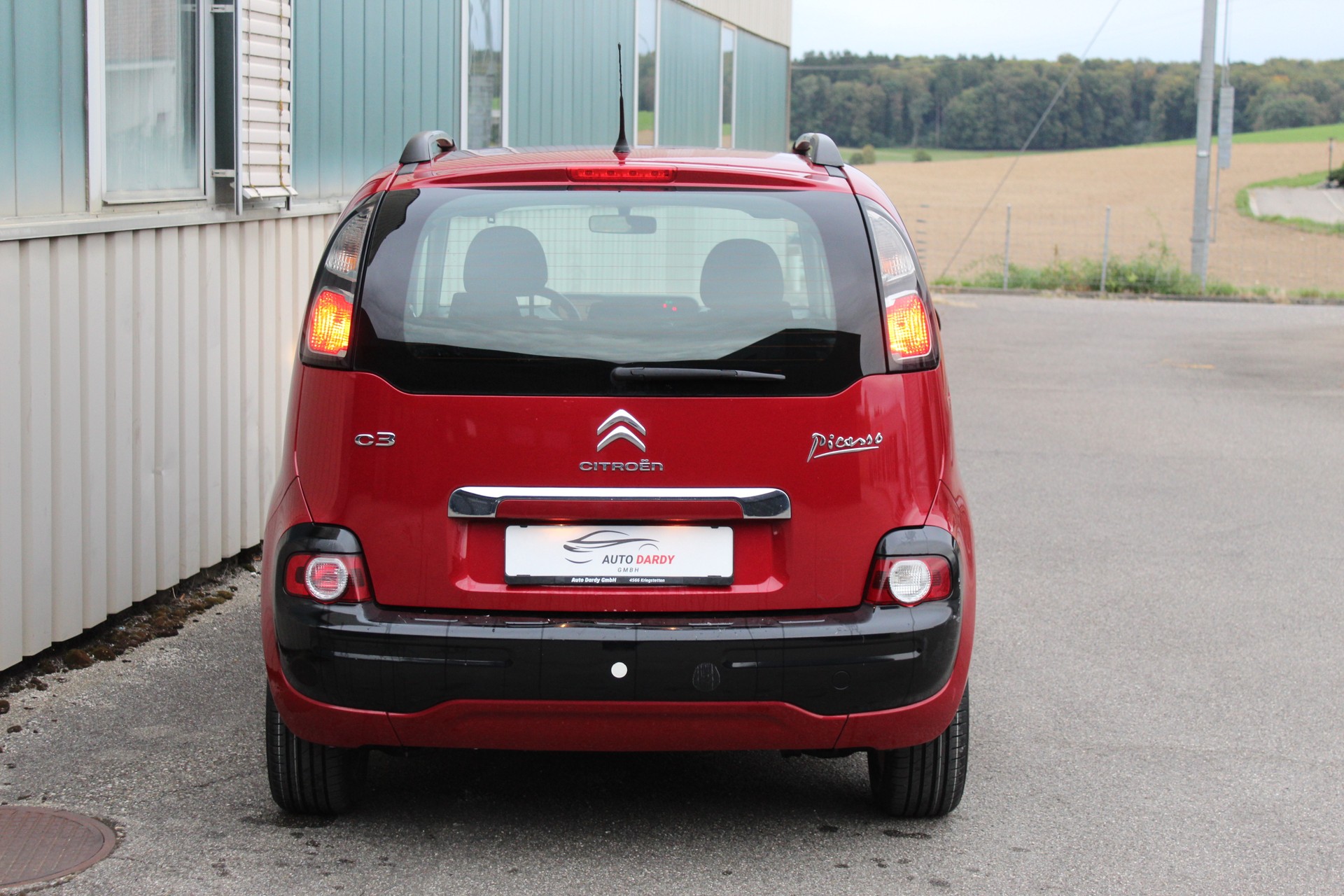CITROEN C3 Picasso 1.4i 16V Attraction-image-3
