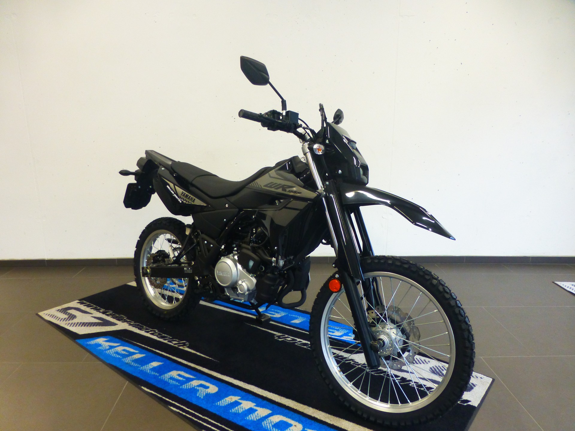 YAMAHA WR 125-showroom-element-3
