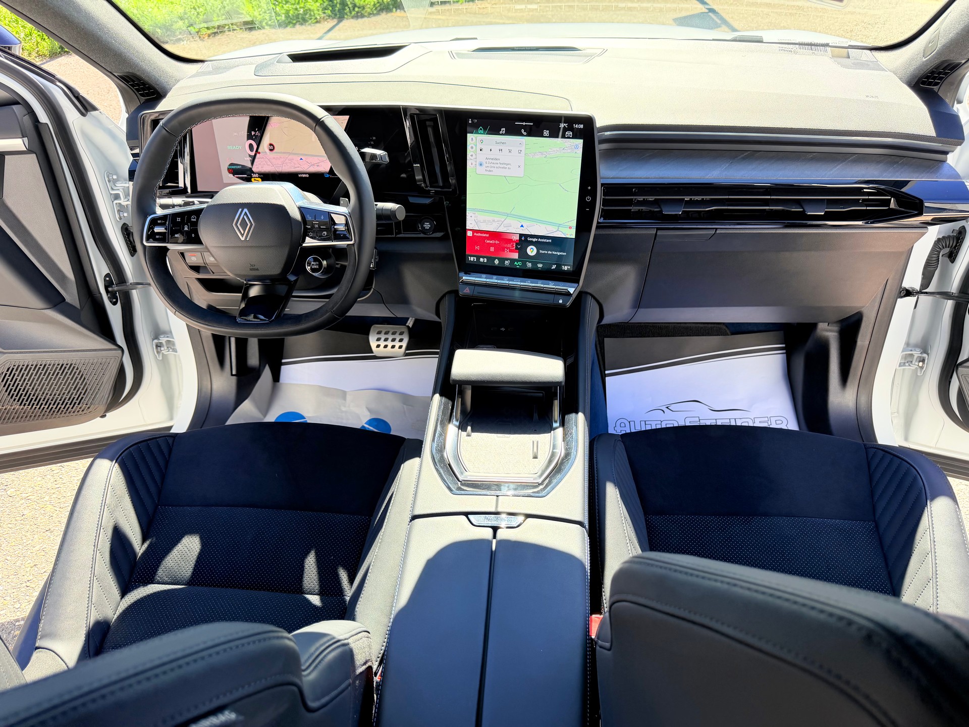 RENAULT RAFALE 300 PS. 1.2 E-TECH PLUG-IN HYBRIDE 300 4x4 ALPINE ATELIER. CH WAGEN. MIT VOLLGARANTIE.-image-7