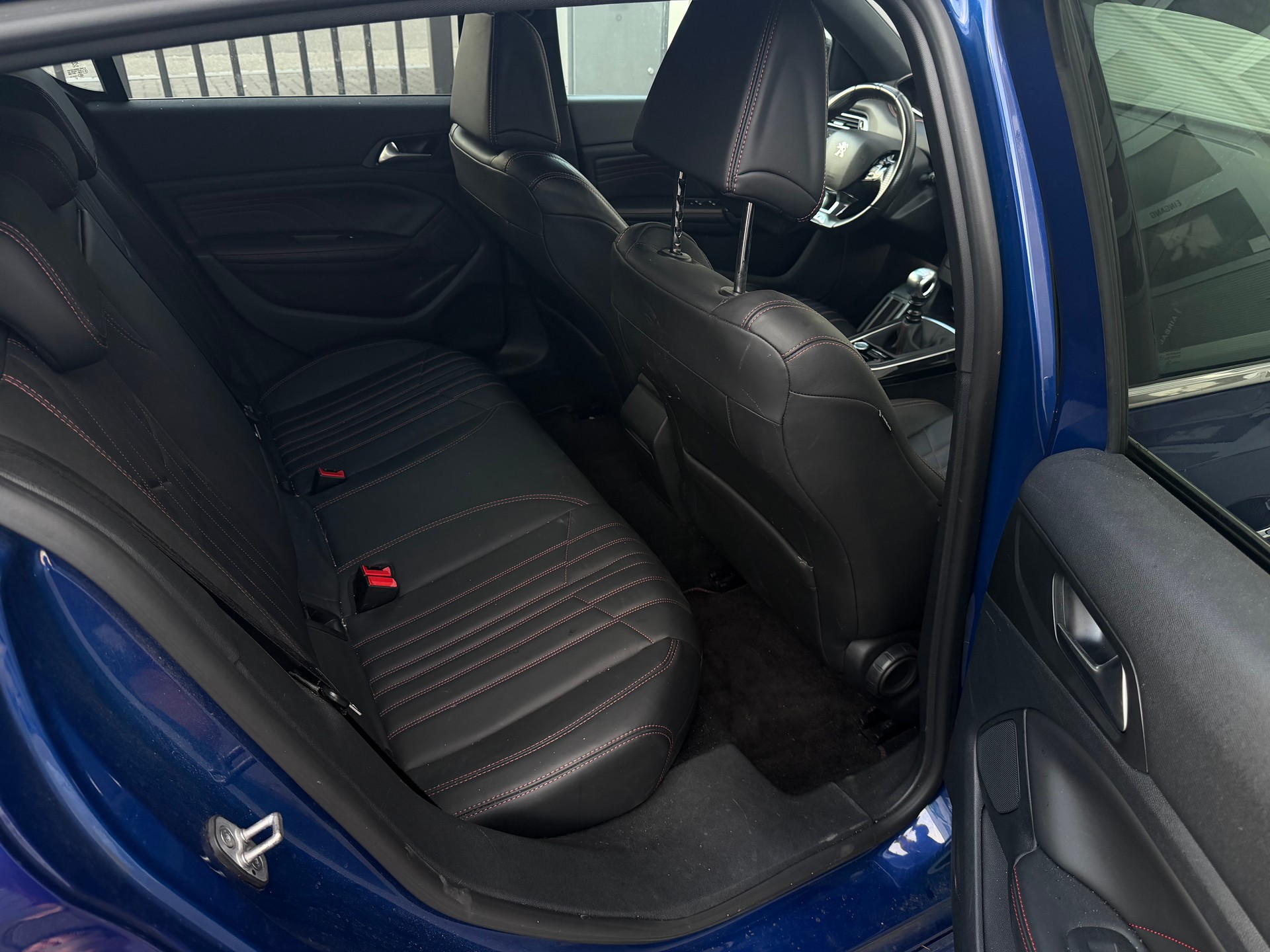 PEUGEOT 308 1.6 e-THP GT-image-14