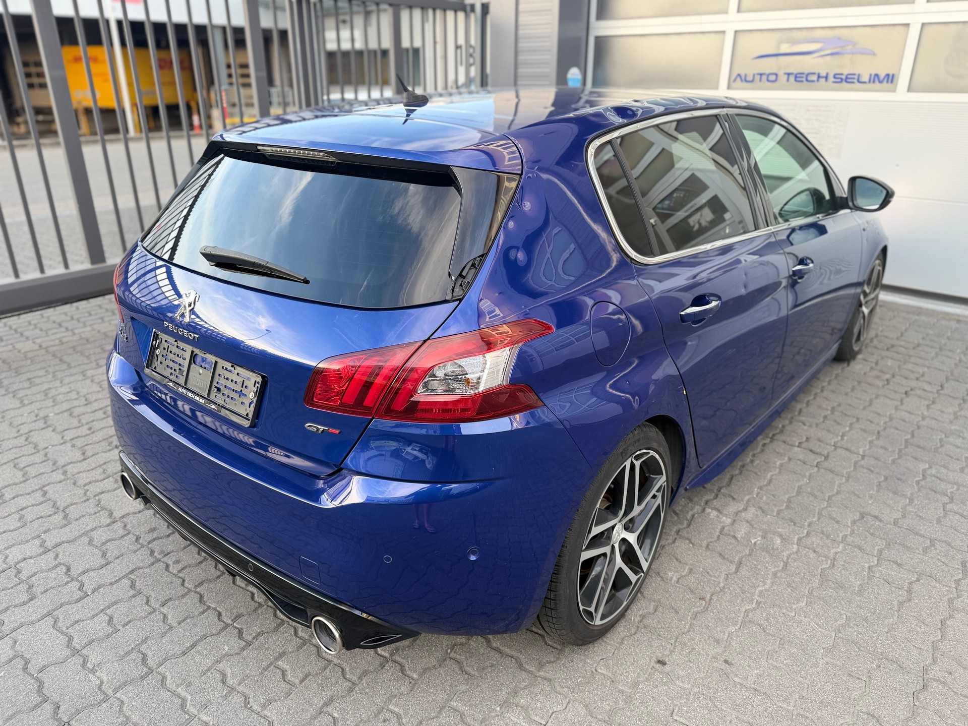 PEUGEOT 308 1.6 e-THP GT-image-7