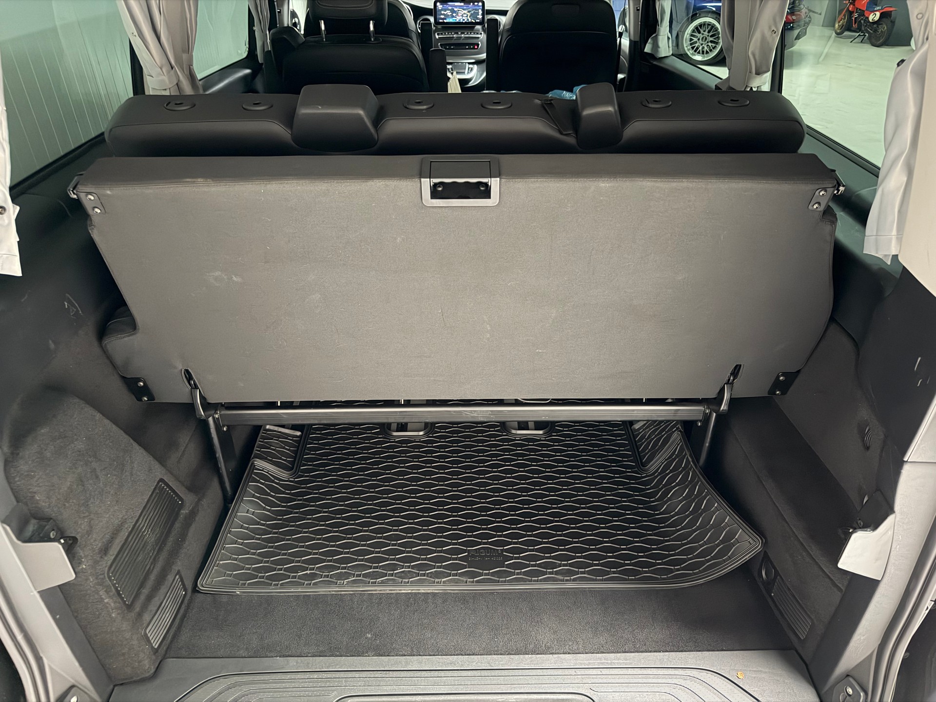 MERCEDES-BENZ Marco Polo Horizon 300 d 4M Automat-image-15