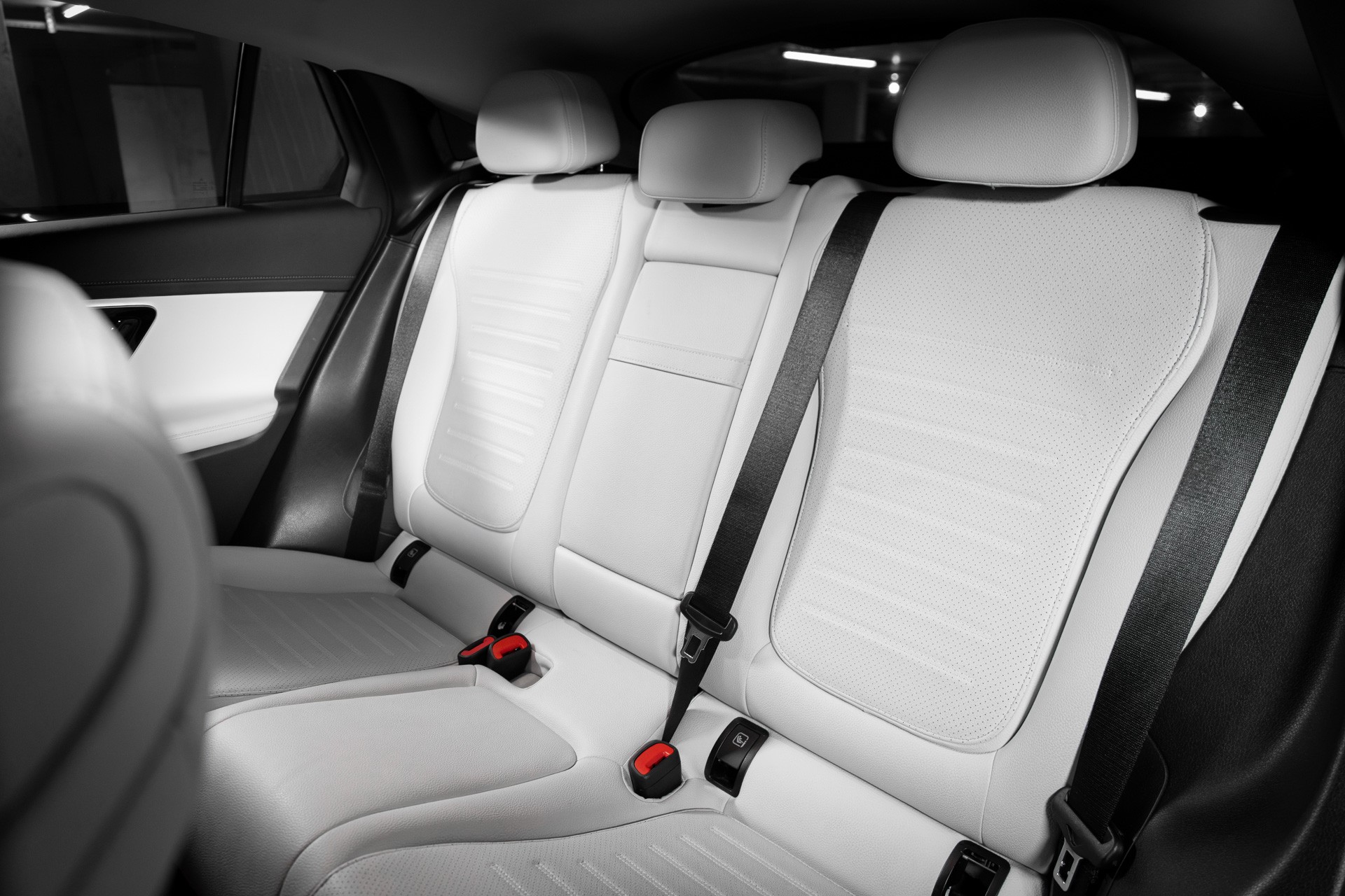 MERCEDES-BENZ GLC Coupé 220 d 4Matic 9G-Tronic-image-25