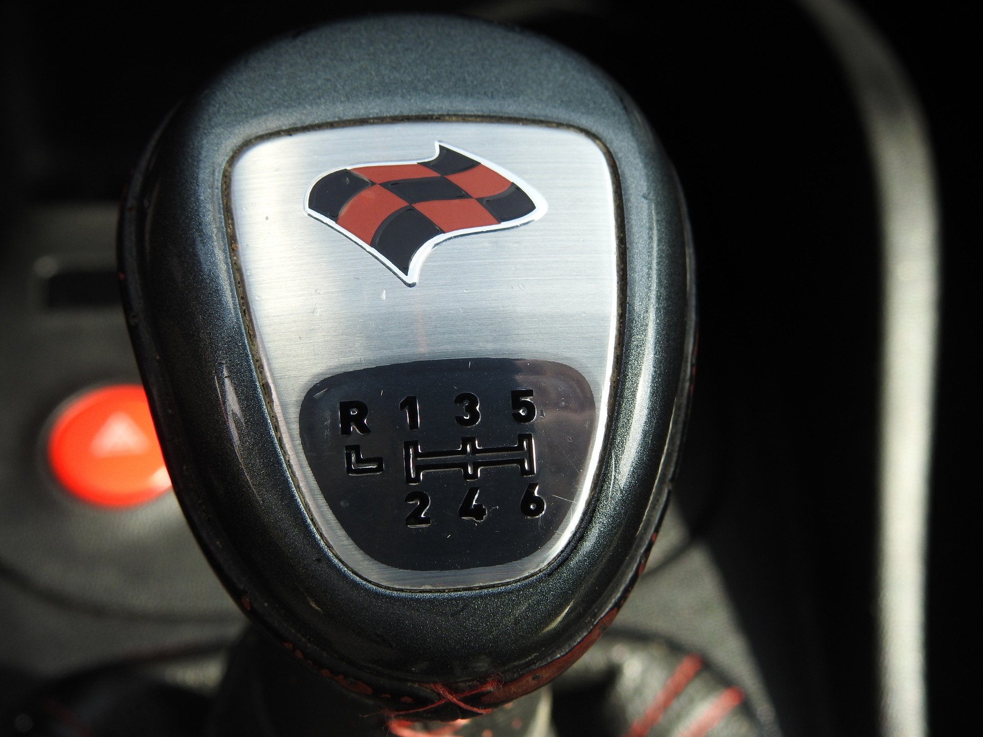 SEAT Leon Cupra 2.0 TSI World Champion Edition-image-18