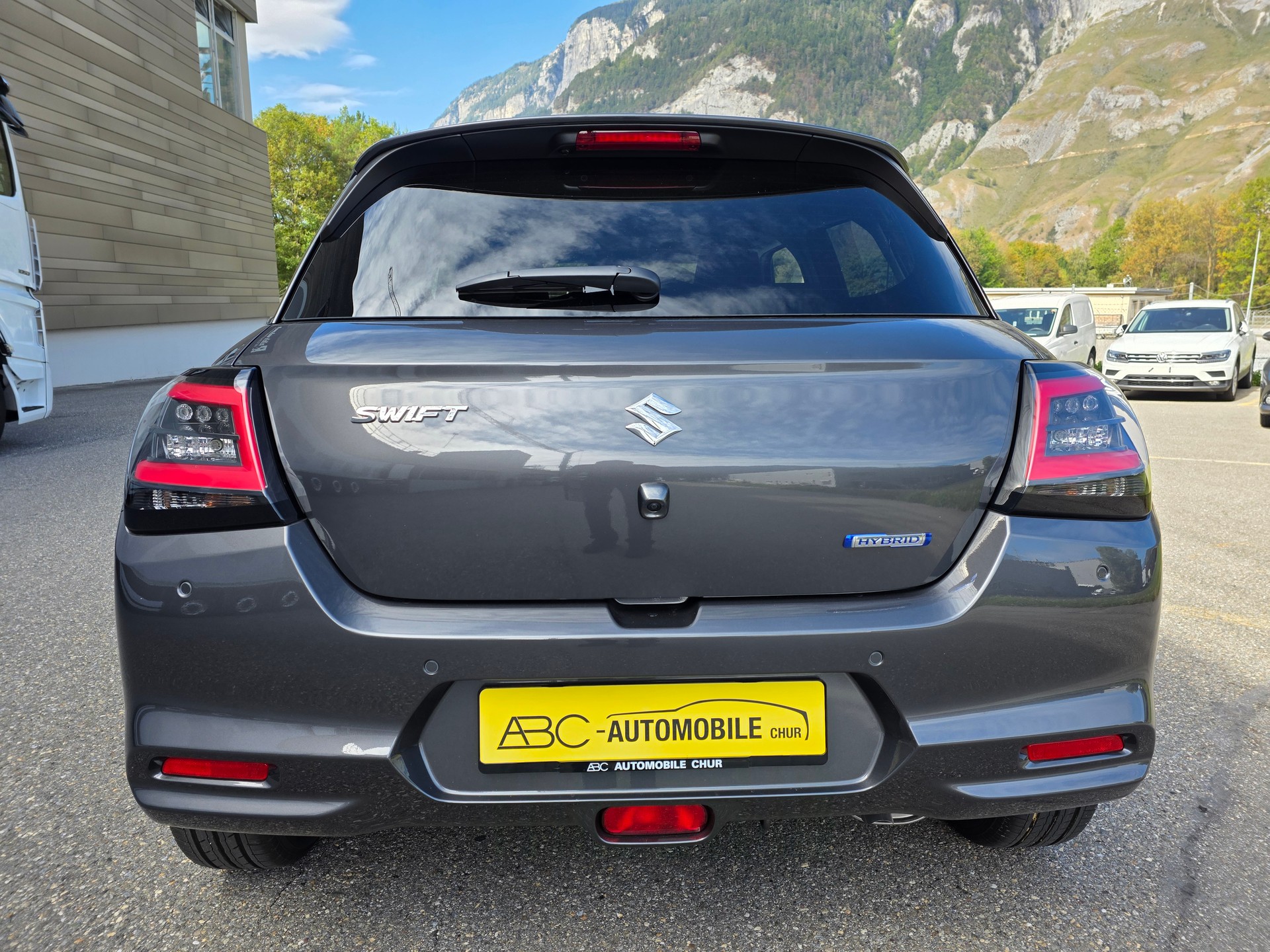 SUZUKI Swift 1.2 Compact+ Hybrid 4x4-image-9