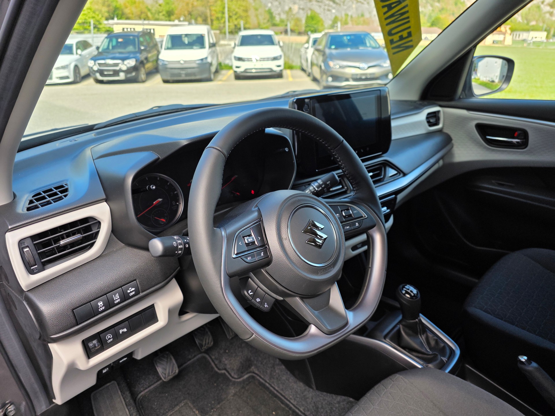 SUZUKI Swift 1.2 Compact+ Hybrid 4x4-image-16