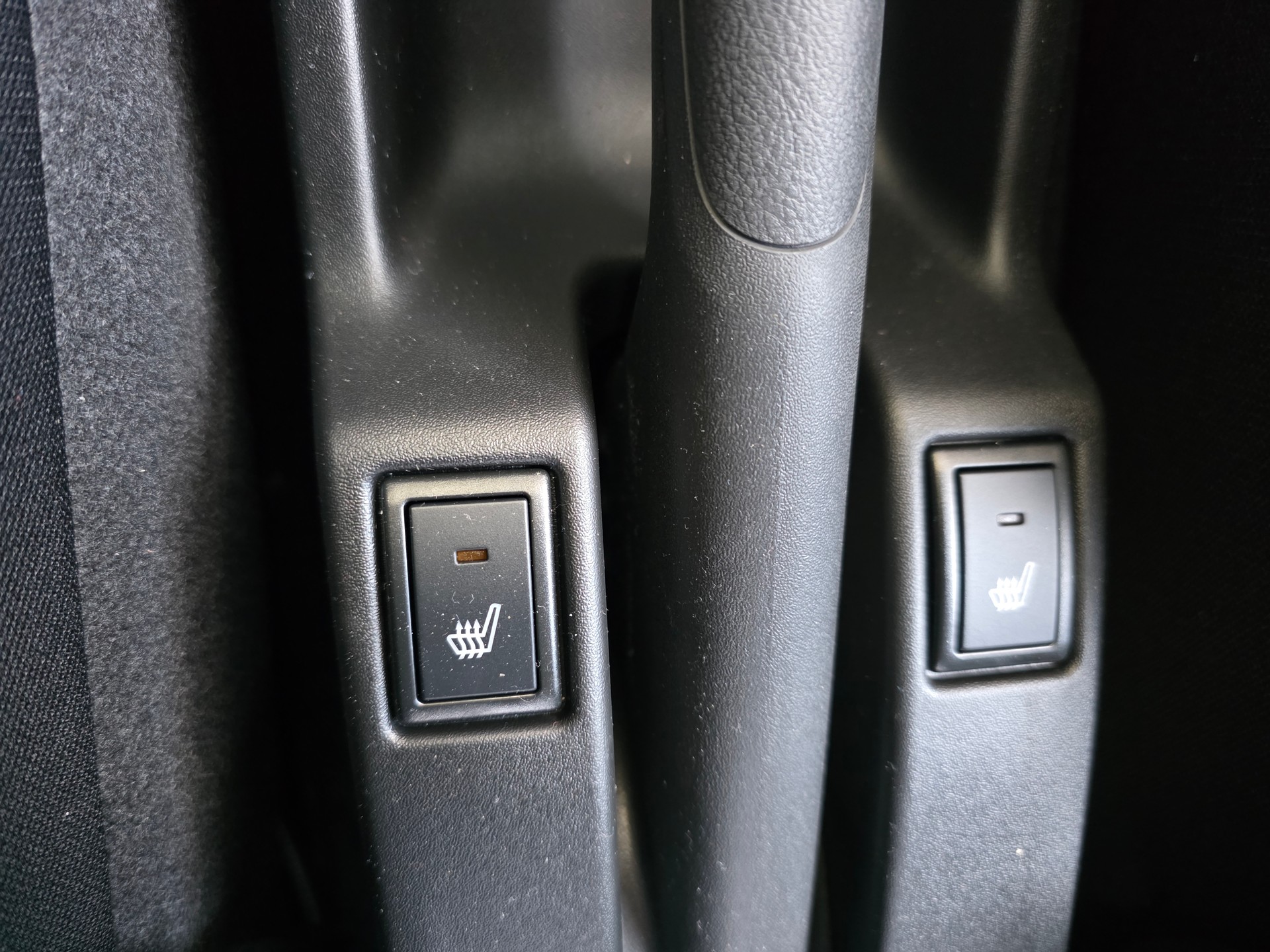 SUZUKI Swift 1.2 Compact+ Hybrid 4x4-image-23