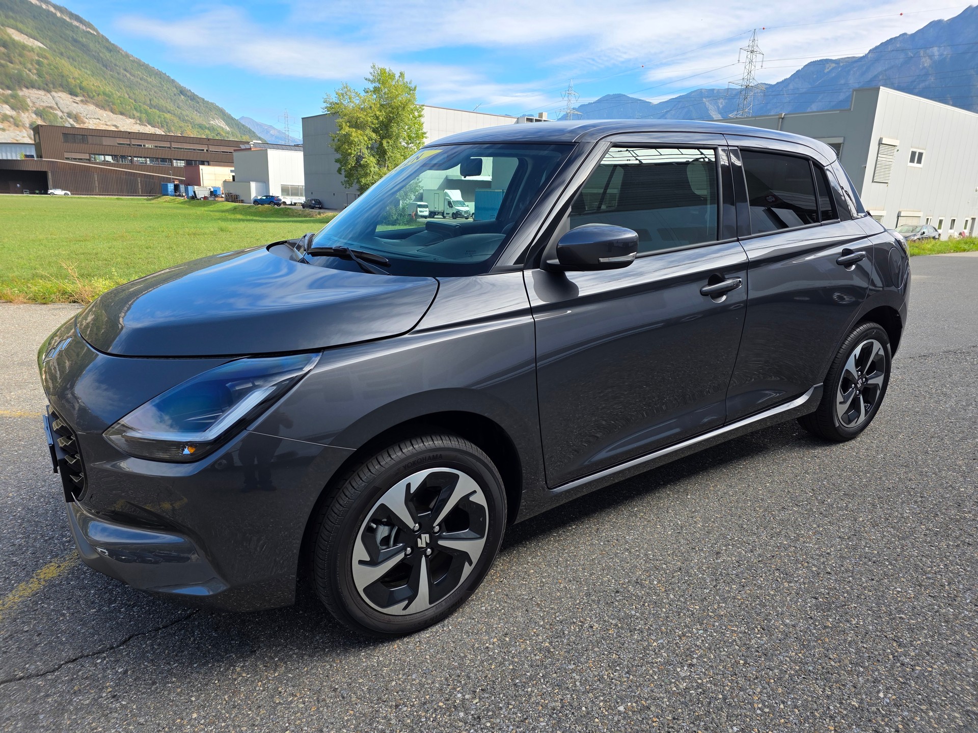 SUZUKI Swift 1.2 Compact+ Hybrid 4x4-image-0