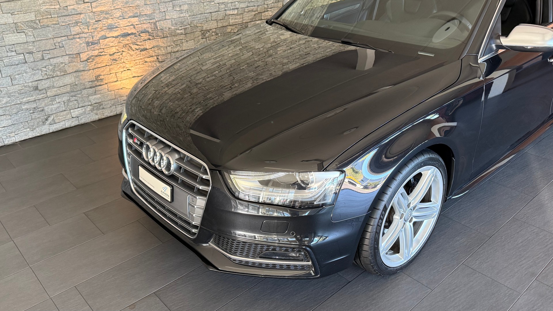 AUDI S4 Avant 3.0 TFSI quattro S-tronic-image-7