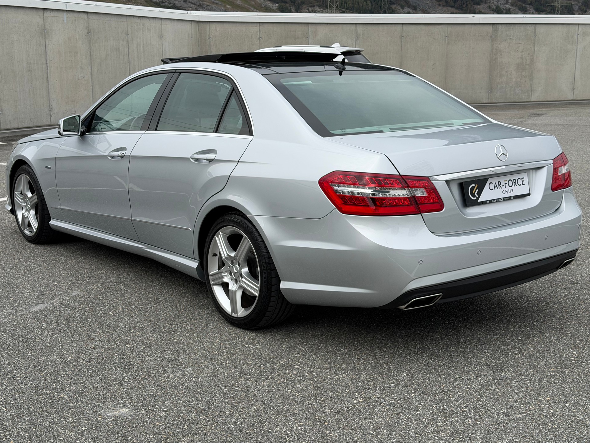 MERCEDES-BENZ E 350 CDI BlueEfficiency Elégance 7G-Tronic-image-3