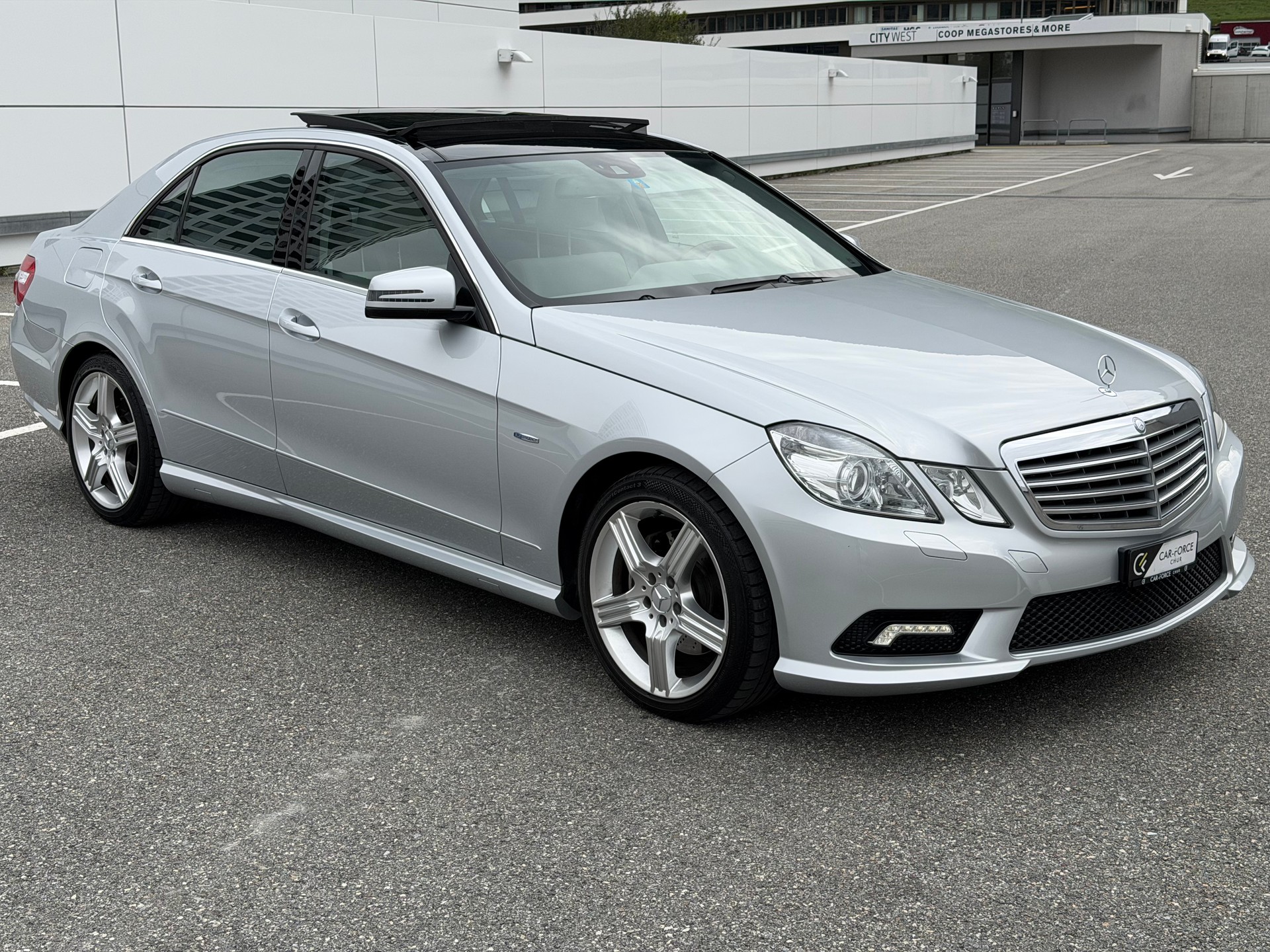 MERCEDES-BENZ E 350 CDI BlueEfficiency Elégance 7G-Tronic-image-7