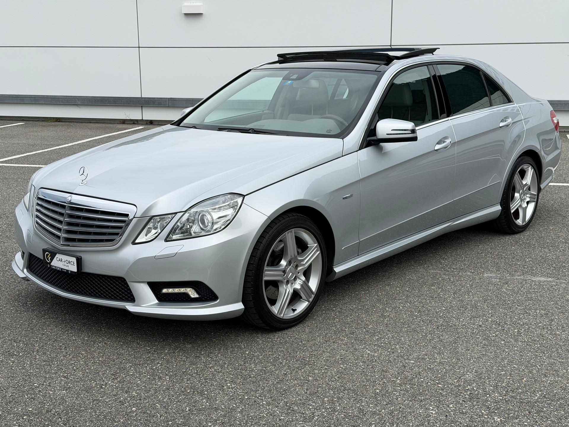 MERCEDES-BENZ E 350 CDI BlueEfficiency Elégance 7G-Tronic-image-1