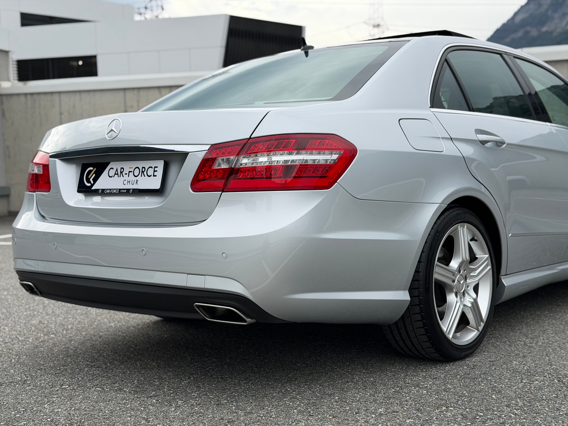 MERCEDES-BENZ E 350 CDI BlueEfficiency Elégance 7G-Tronic-image-10