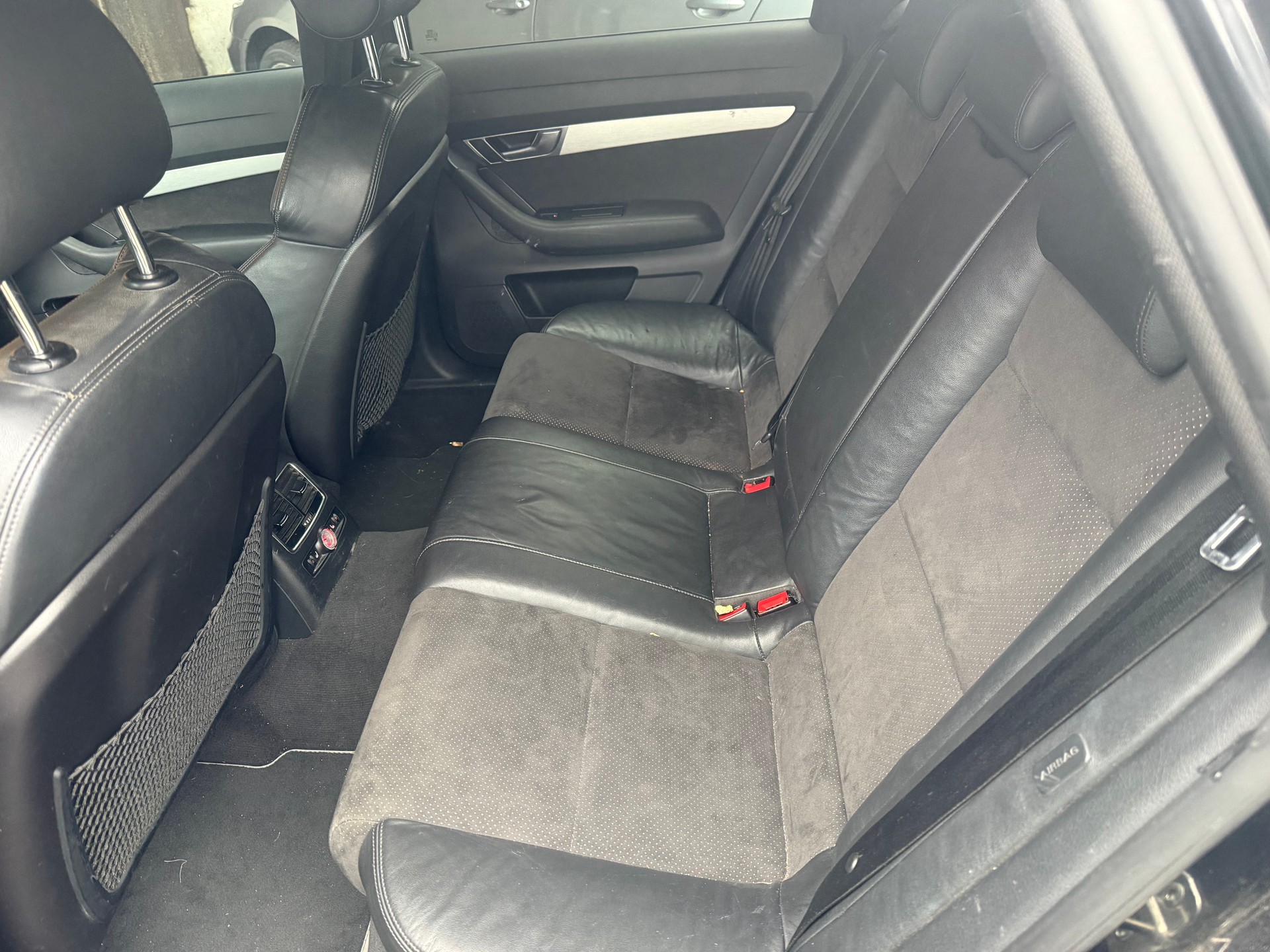 AUDI A6 Avant 3.0 V6 TDI quattro tiptronic-image-13