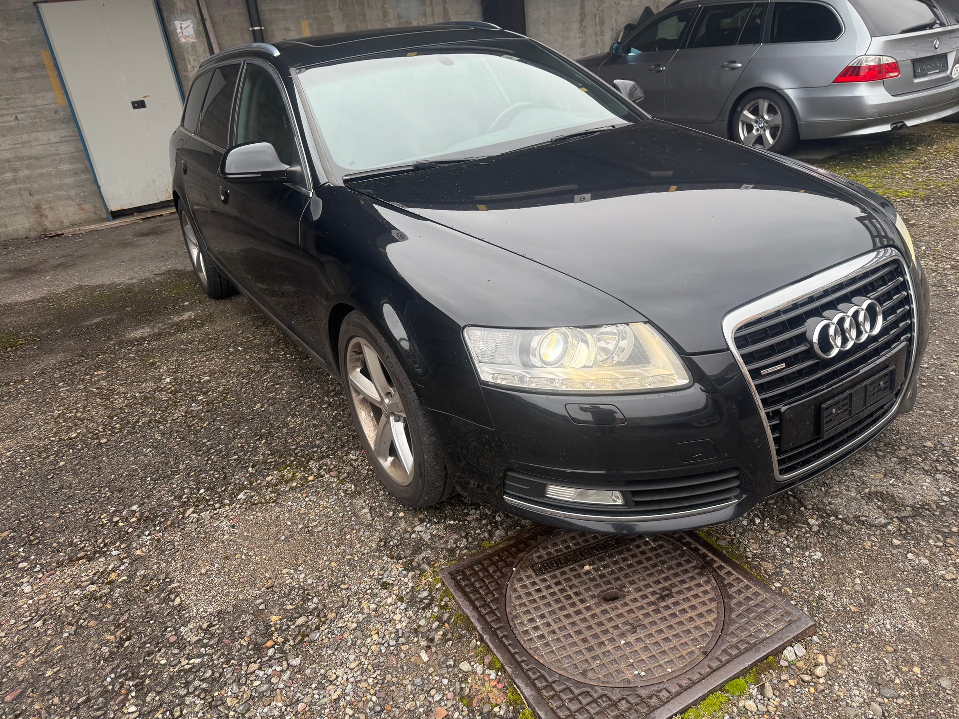 AUDI A6 Avant 3.0 V6 TDI quattro tiptronic-image-2