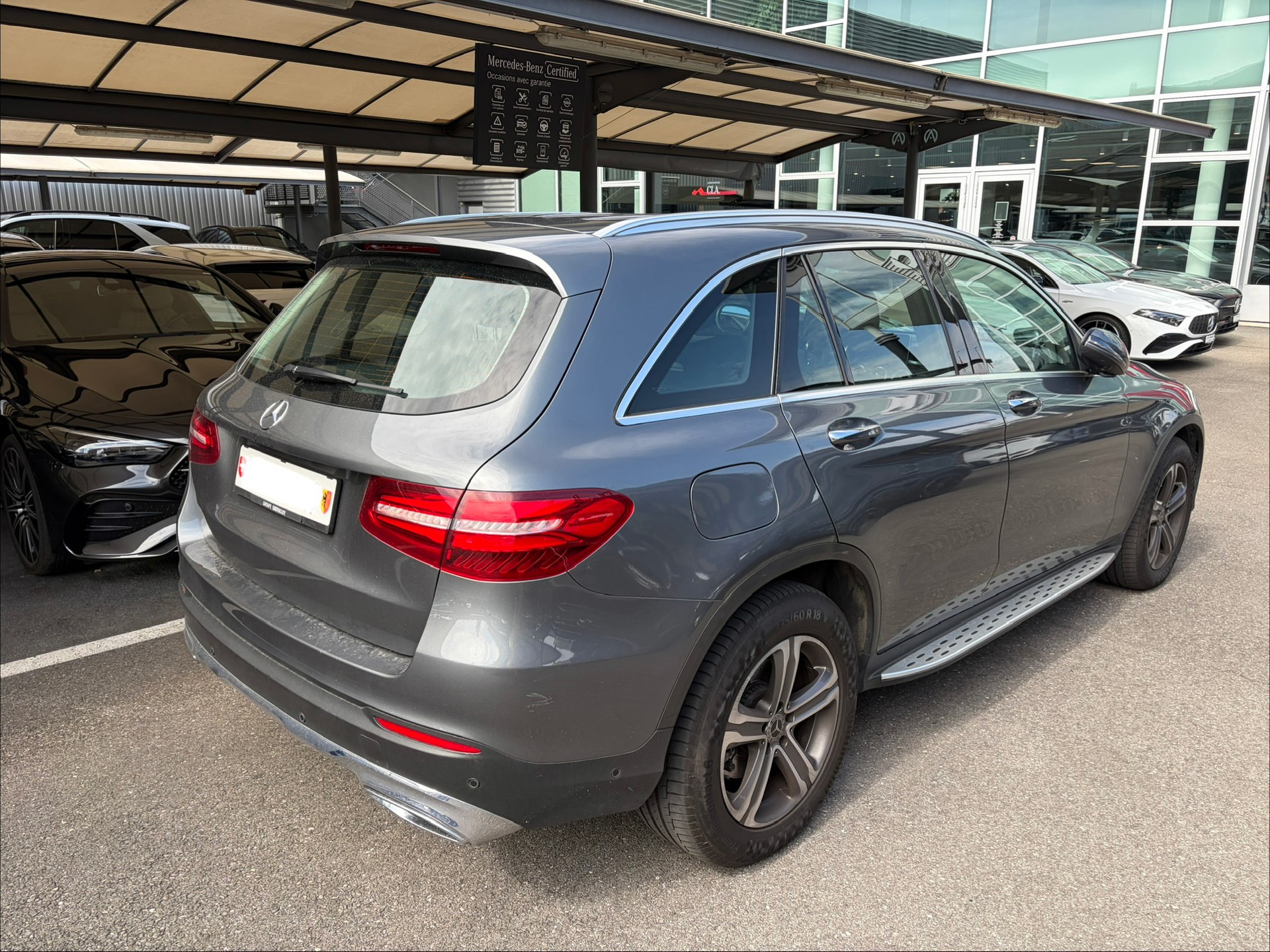 MERCEDES-BENZ 4 matic 250d - Air Body Control - 9G Tronic - Roue complete hiver/ete - 360 Parkassist - KeylessGo-image-4