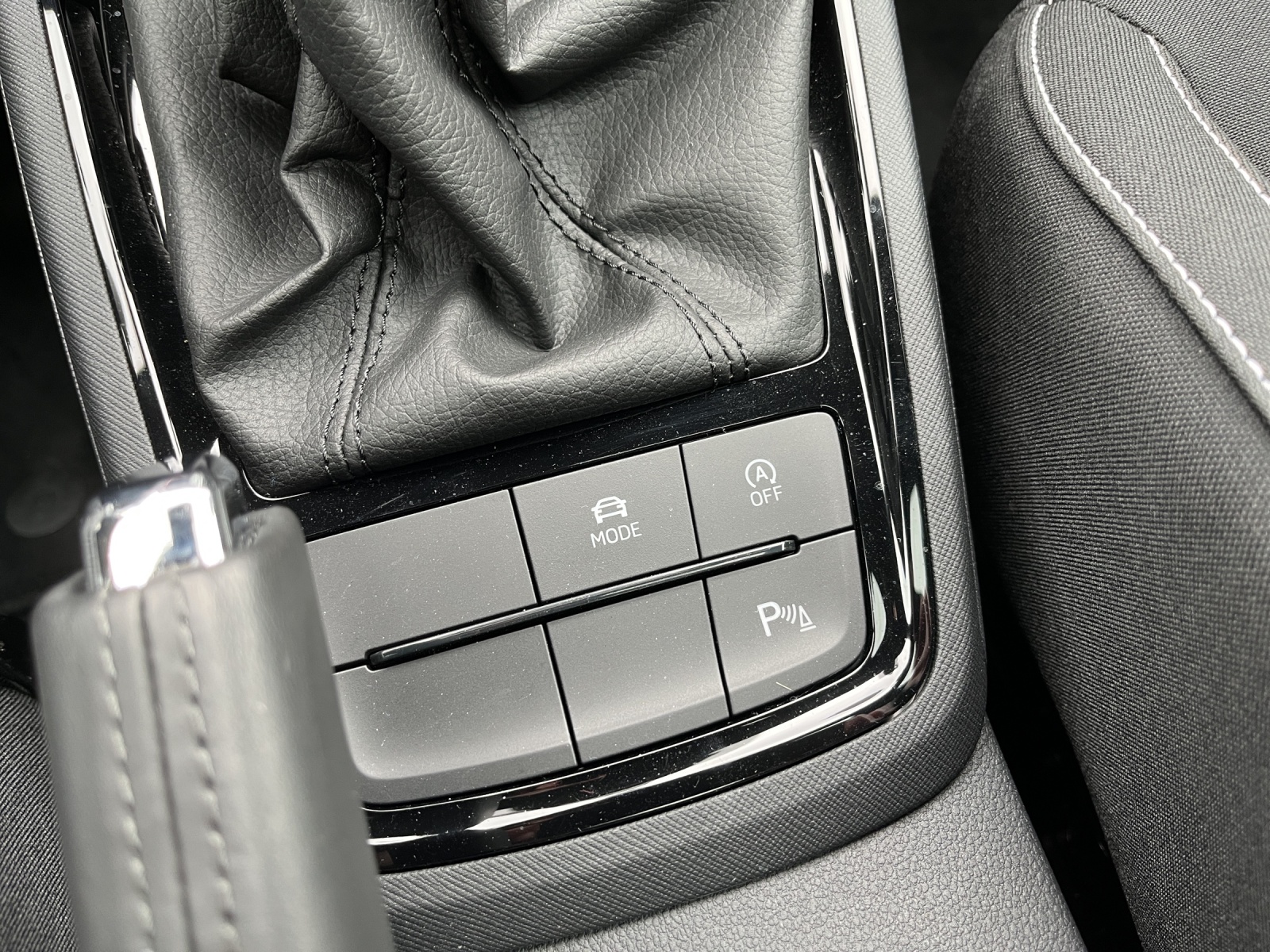 SKODA Scala 1.5 TSI Monte Carlo DSG-image-15