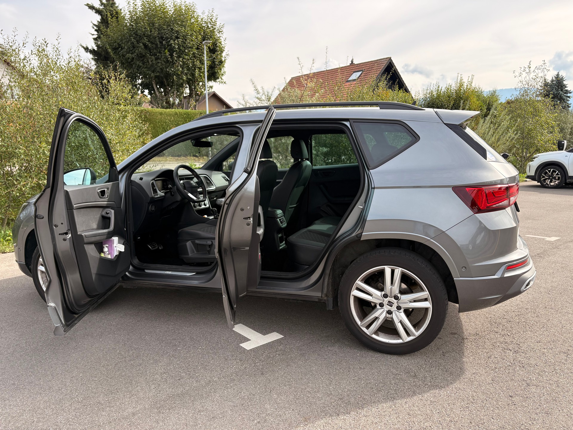 SEAT 1.5 TSI Hola FR DSG-image-3