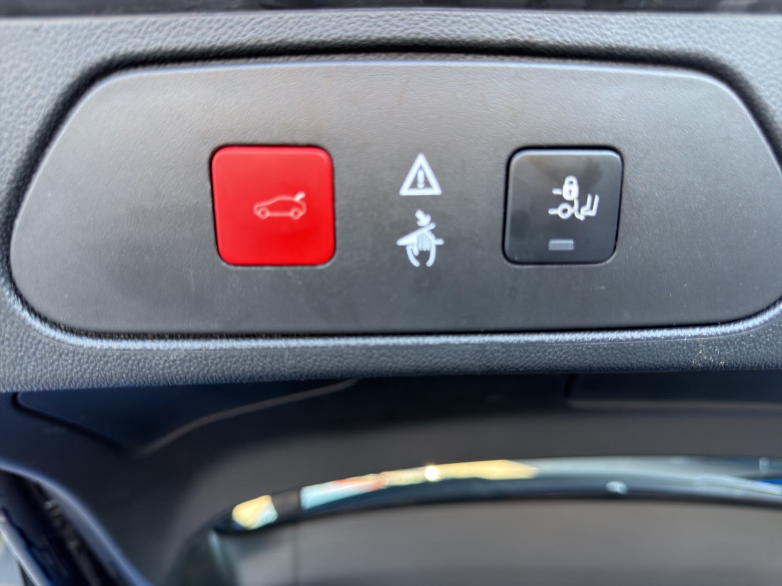 OPEL Grandland X 1.2i TP Ultimate Automatik-image-21