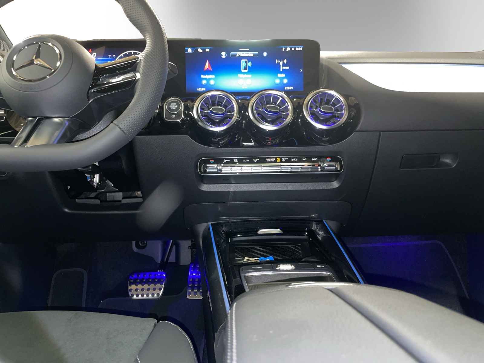 MERCEDES-BENZ GLA 250 4Matic 8G-DCT Swiss Star-image-12