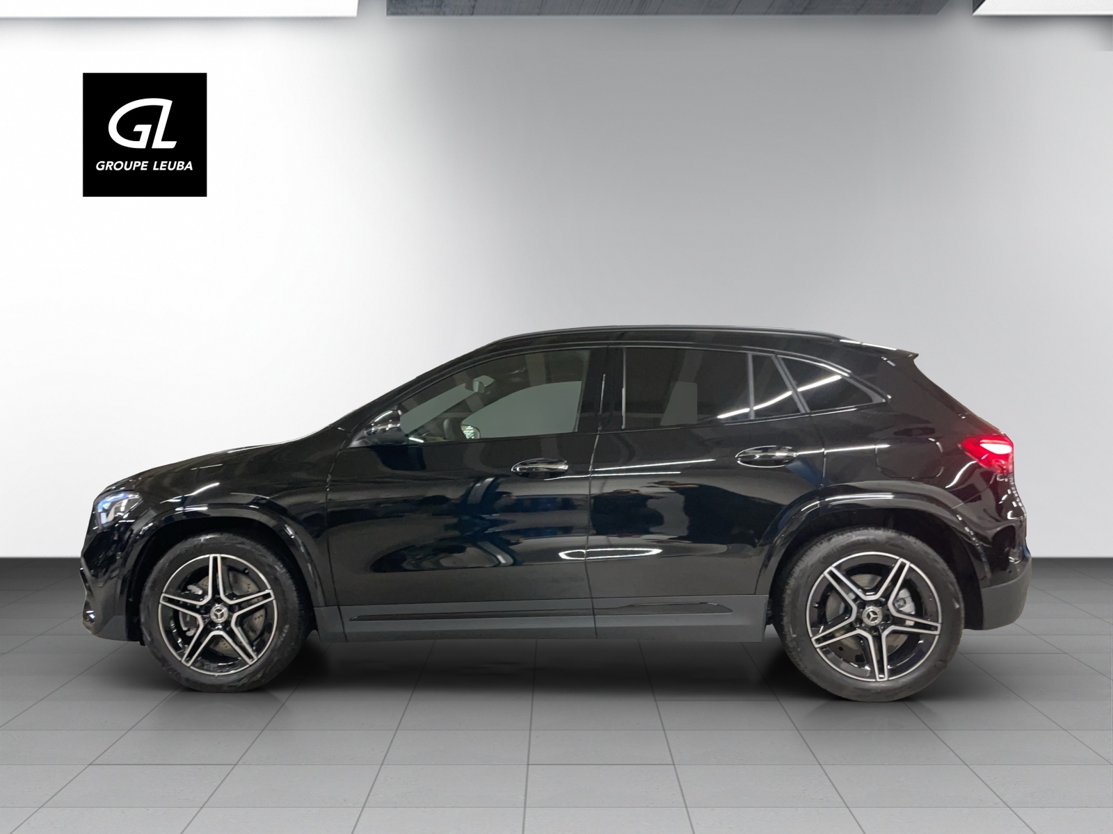 MERCEDES-BENZ GLA 250 4Matic 8G-DCT Swiss Star-image-2