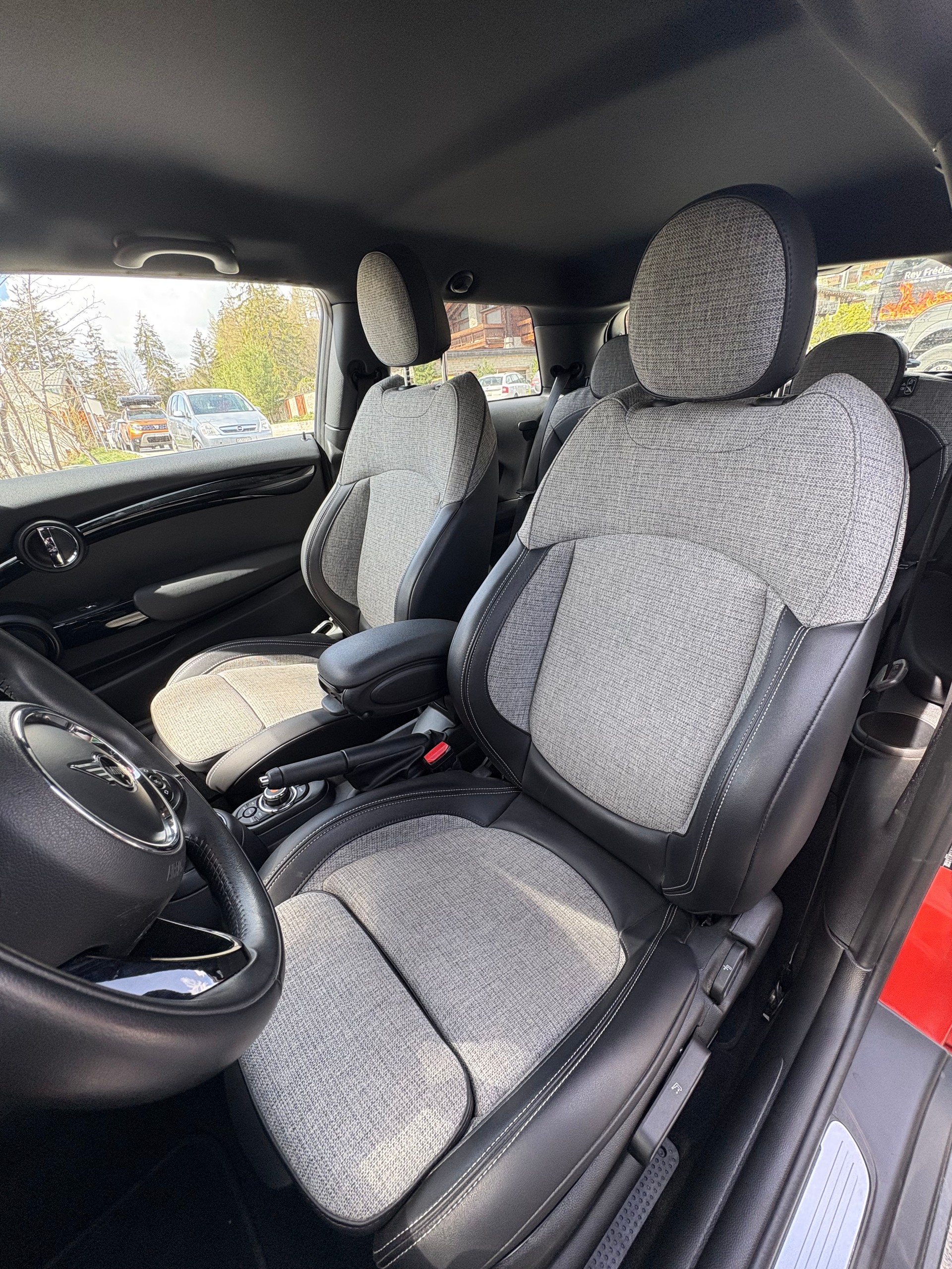 MINI 1.5i Cooper-image-3