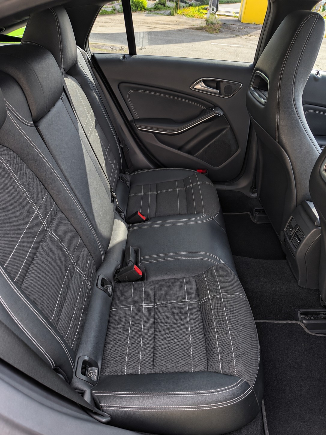 MERCEDES-BENZ CLA Shooting Brake 220 CDI 7G-DCT-image-6